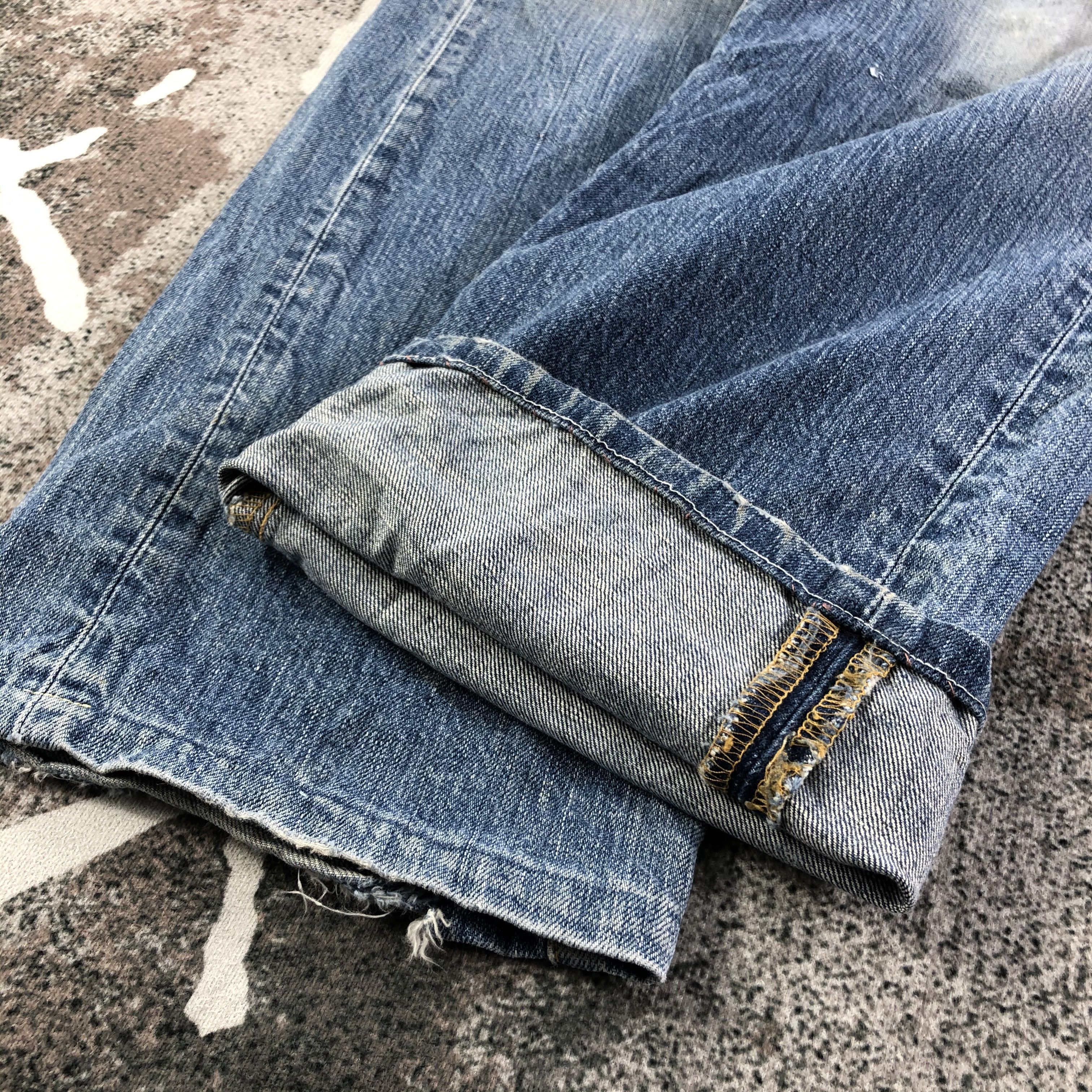 Levi's Vintage Levis 501 Jeans Dirty Wash Denim KJ1782 Size US 32 / EU 48 - 7 Thumbnail
