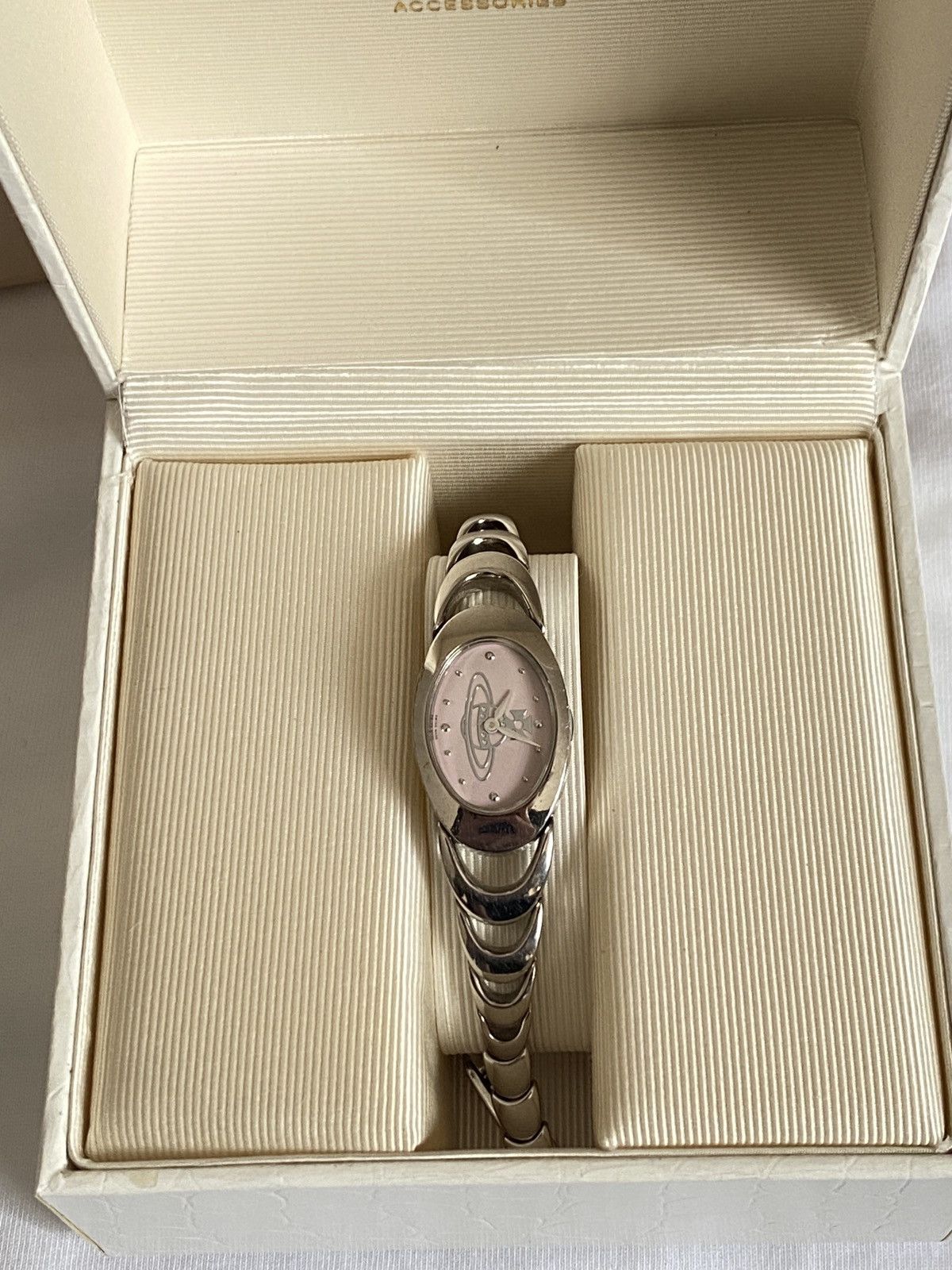 Pre-owned Vivienne Westwood Watch Orb In Silver