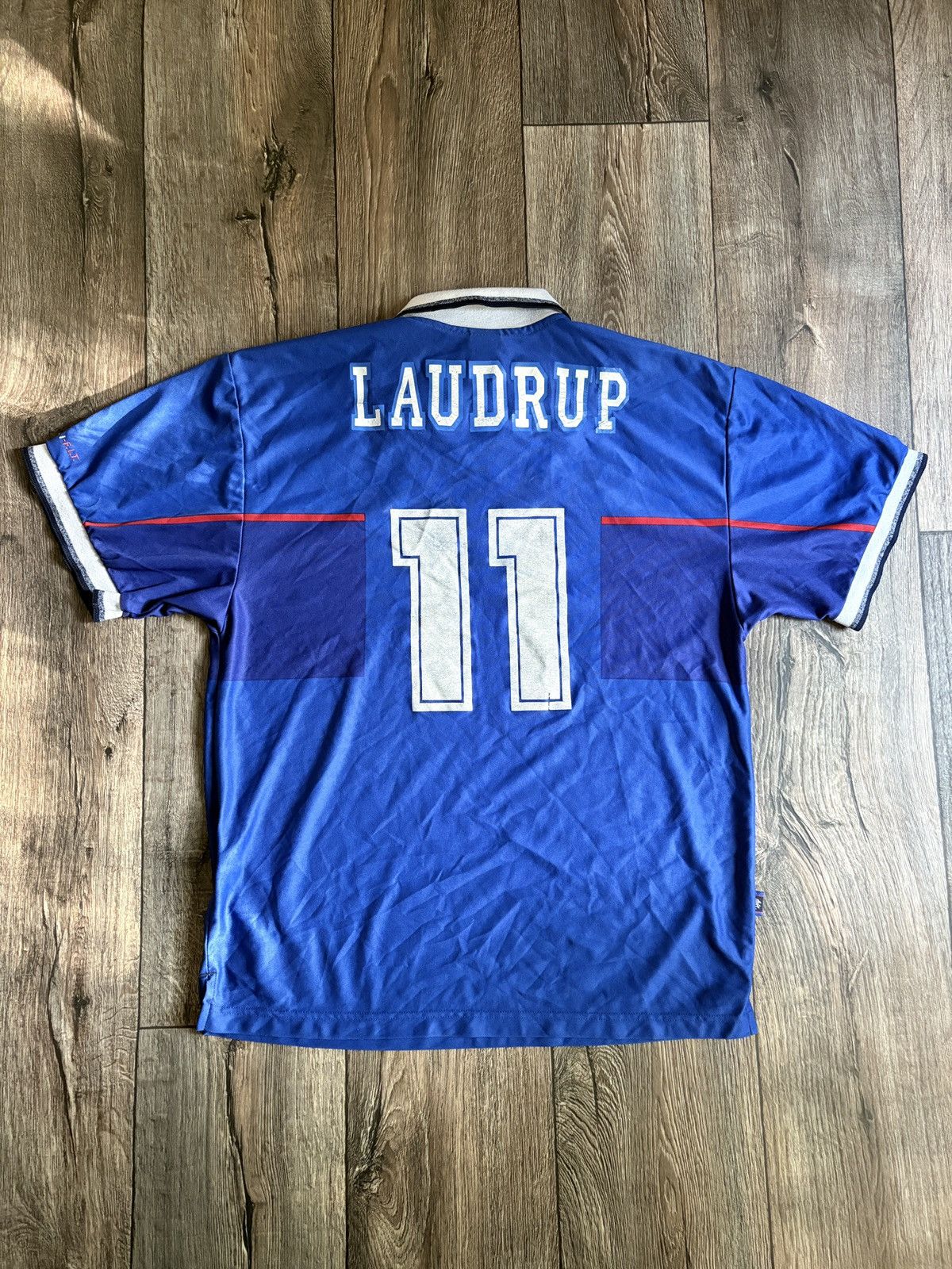 Nike Vintage Nike Rangers Jersey 1997/1998 #11 Brian Laudrup Size US XL / EU 56 / 4 - 13 Thumbnail