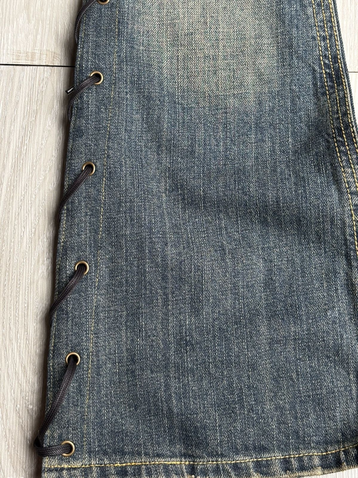 Japanese Brand REEF phyton accent lace up flare jeans Size US 26 / EU 42 - 4 Thumbnail