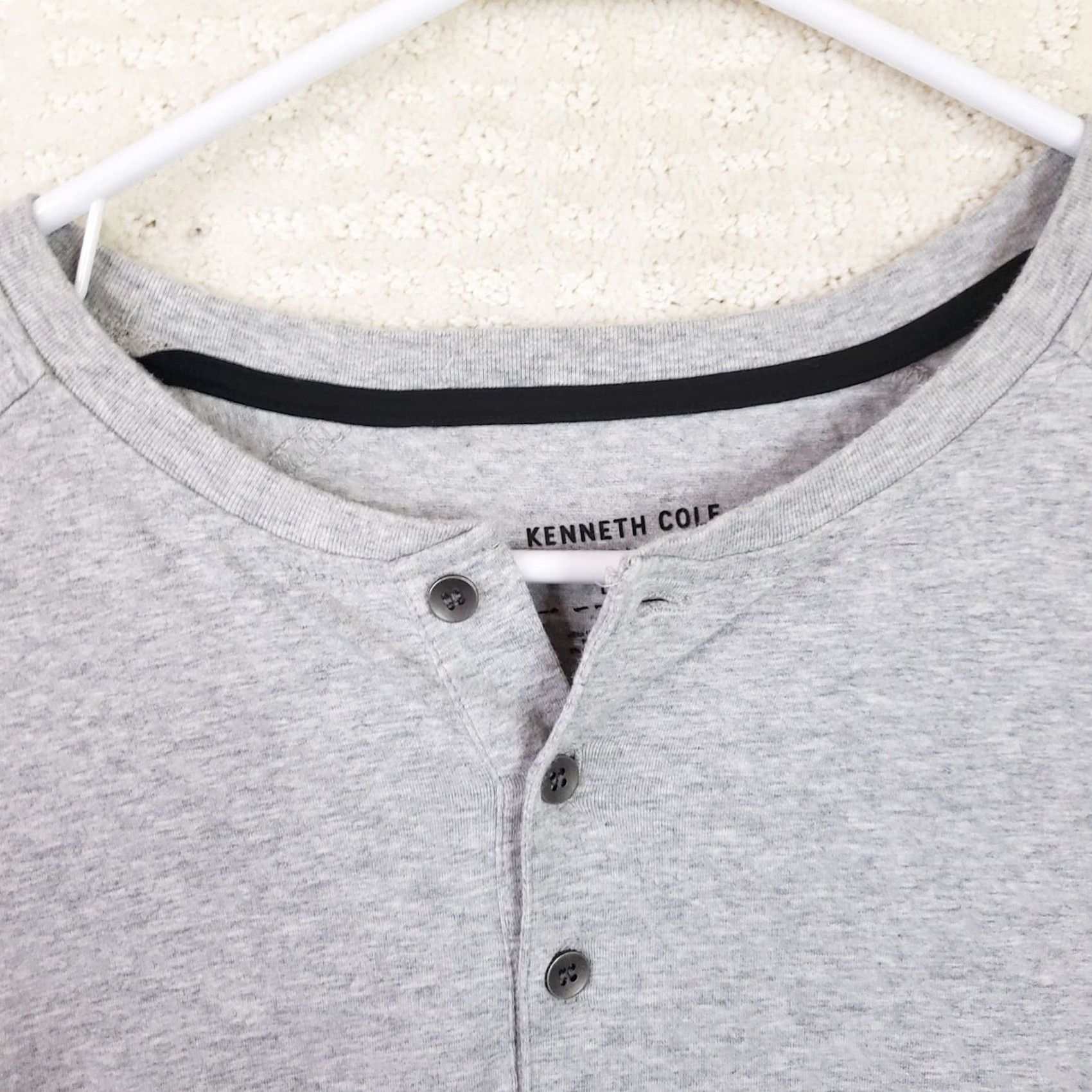 Kenneth Cole Kenneth Cole Knit Shirt Henley LS Men L Gray Concrete Heather 3 Button Logo Regular Knit Lightweight Everyday Comfort Modern Mens Size US L / EU 52-54 / 3 - 4 Thumbnail