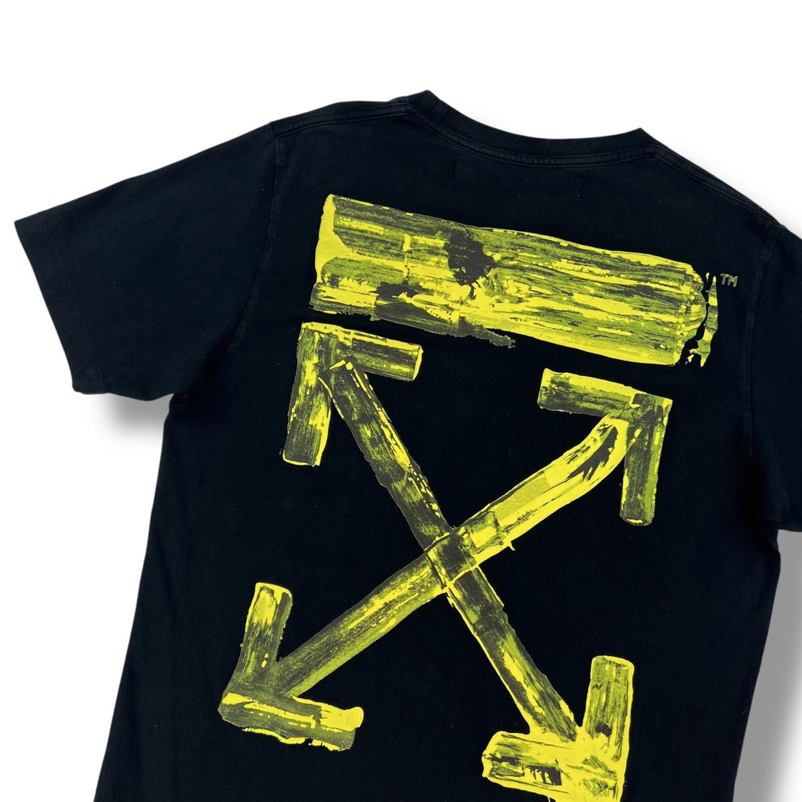 Off-White Yellow Acrylic Arrows Black T Shirt