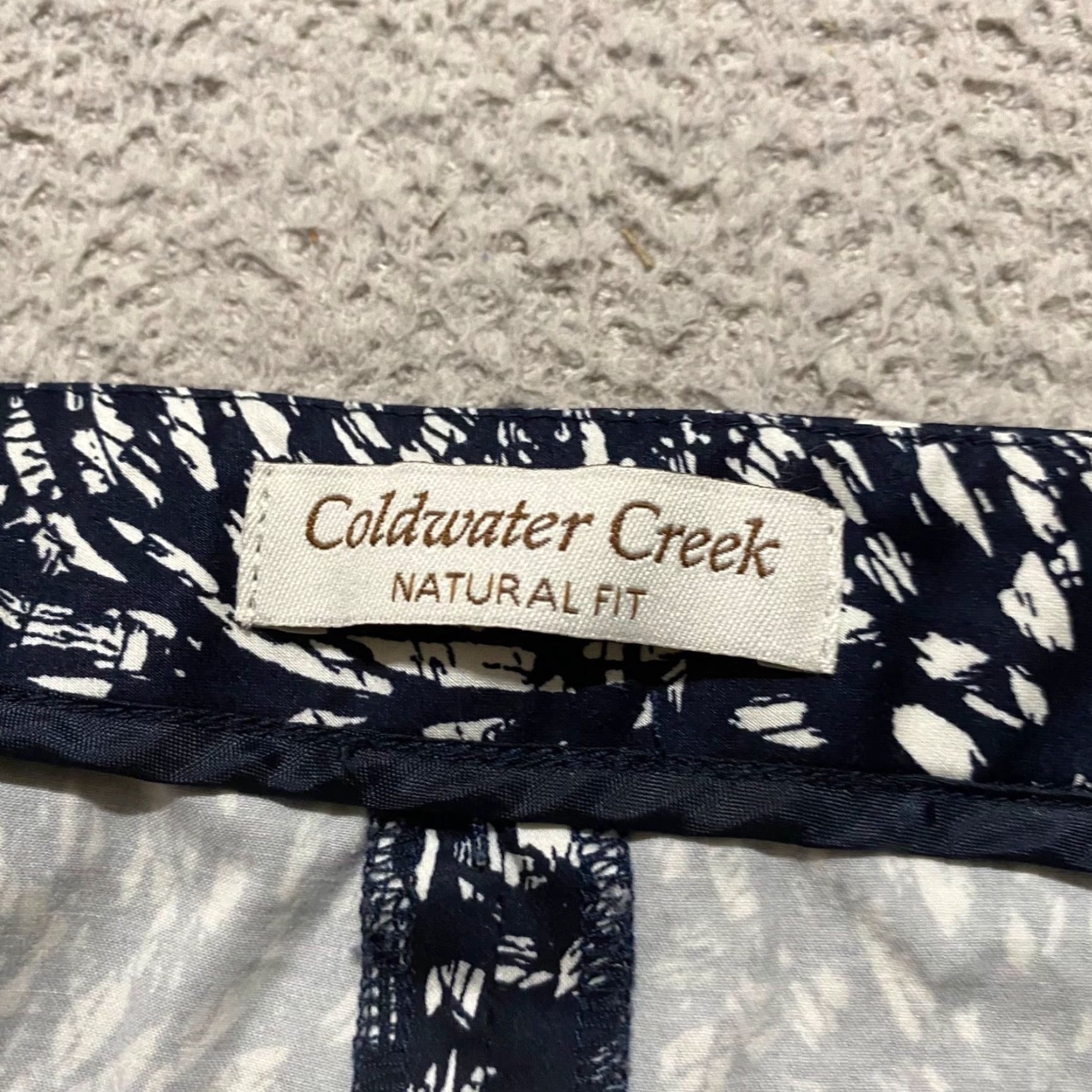 Coldwater Creek Coldwater Creek Womens 18 Plus Pants Blue Geometric Straight Capri High Rise Capri Pants Plus Size Blue Geometric Classic Casual Womens Size 40" / US 18 - 3 Thumbnail