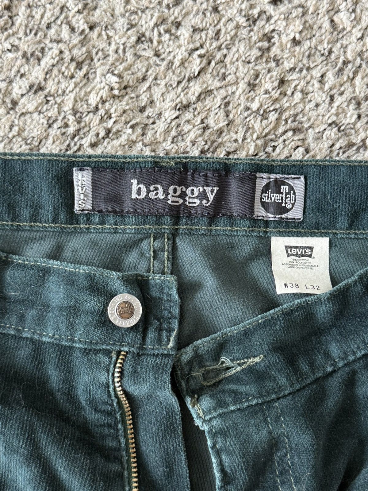 Levi's Vintage Clothing Vintage Levi’s Baggy Silvertab Green Corduroy Pants Size US 38 / EU 54 - 2 Thumbnail