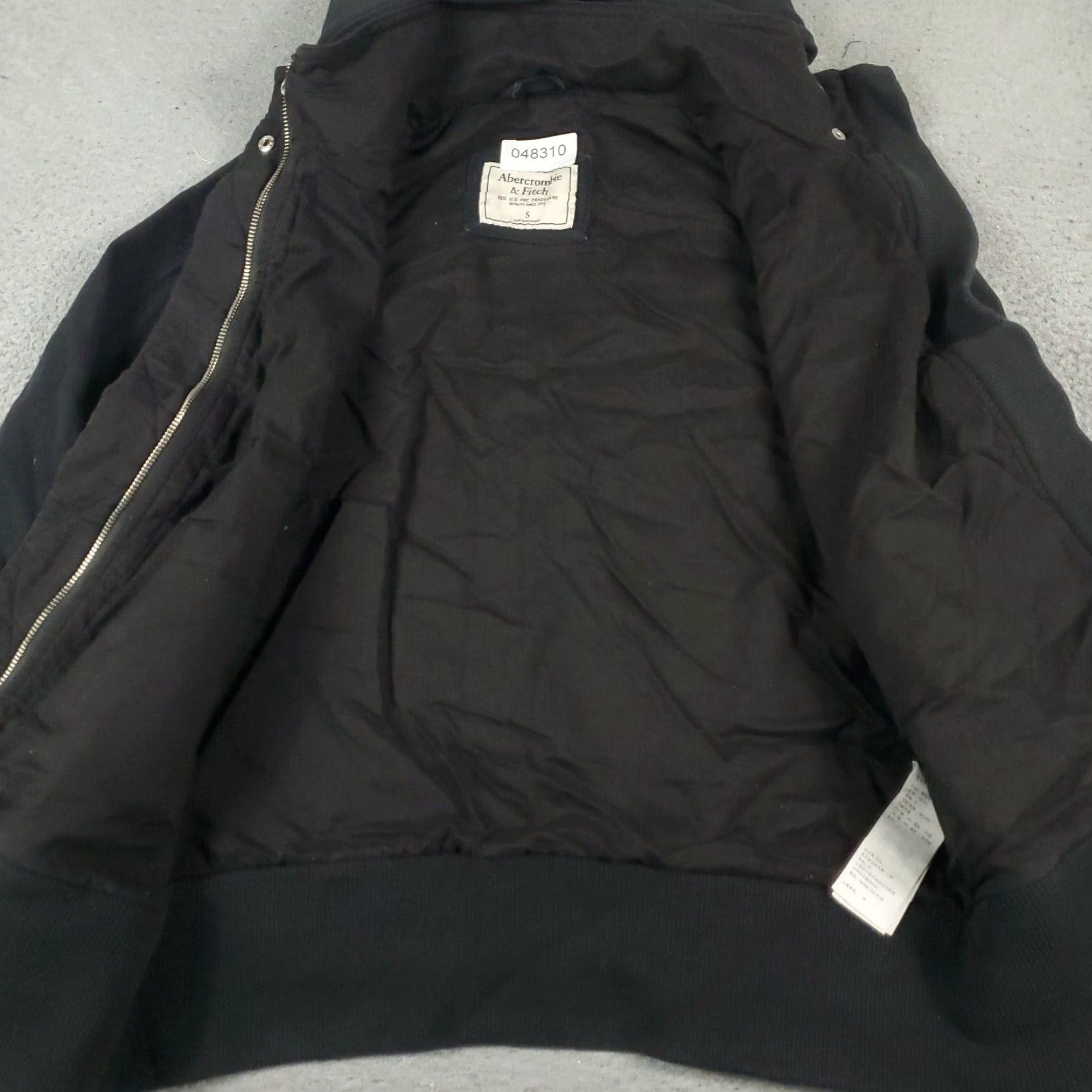 Abercrombie & Fitch Abercrombie & Fitch Jacket Womens Size Small Black Hoodie Full Zip Coat Size S / US 4 / IT 40 - 5 Thumbnail
