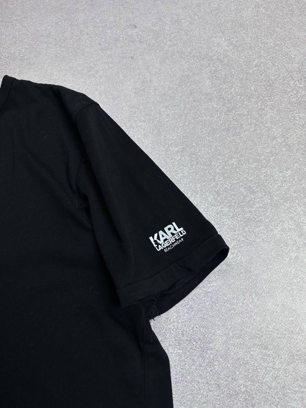 Karl Lagerfeld Vintage Karl Lagerfeld Big Logo T-shirt M Size US M / EU 48-50 / 2 - 3 Thumbnail