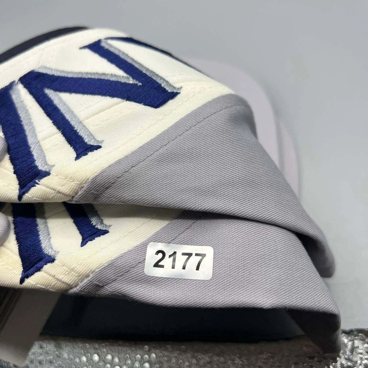 Twins Enterprise Inc. × Vintage New York Yankees Hat Men Twins Enterprise MLB Snap Back Cap Size ONE SIZE - 8 Thumbnail