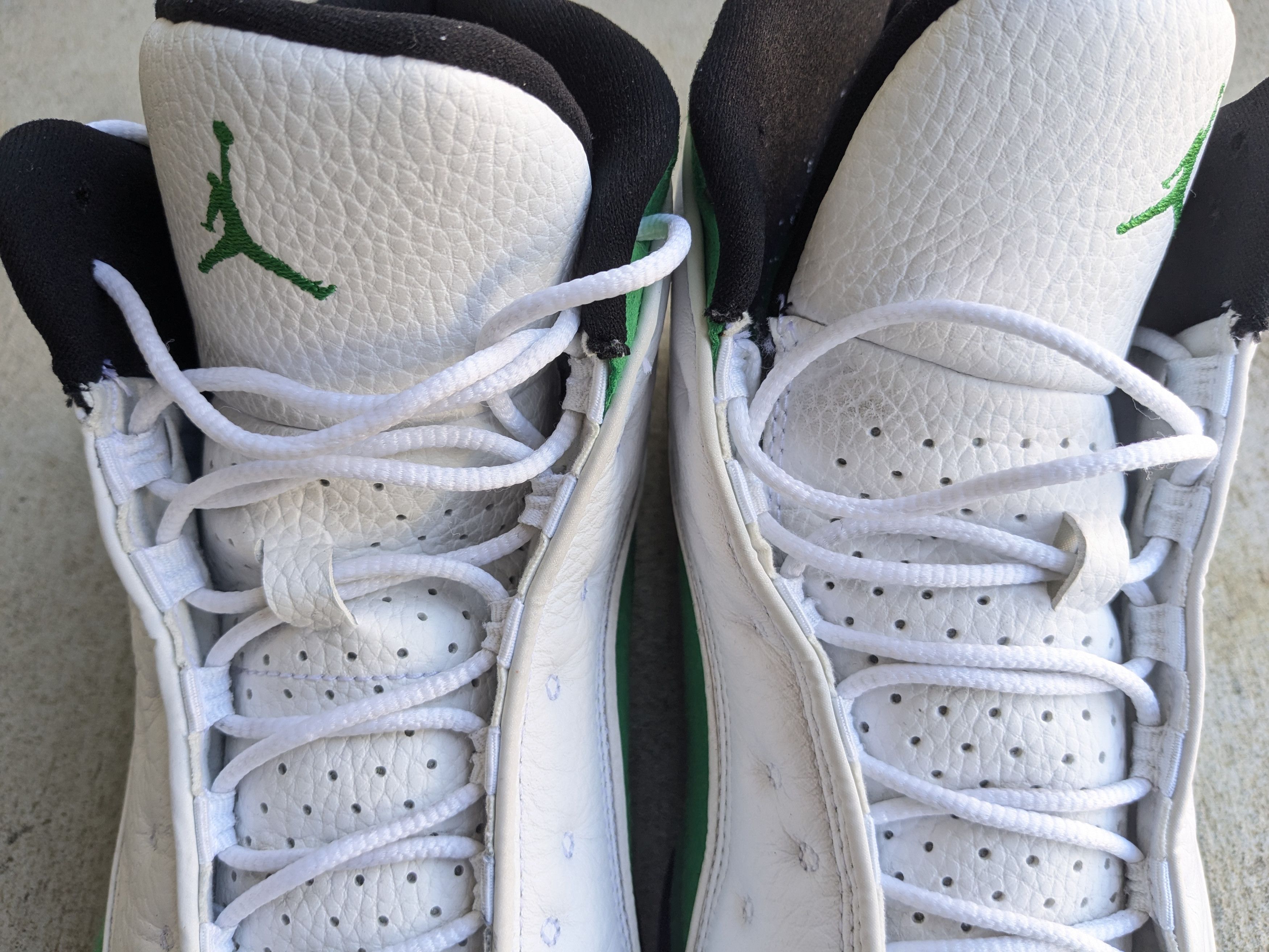 Jordan Brand Nike Air Jordan 13 Lucky Green Size 9.5 White DB6537-113 Size US 9.5 / EU 42-43 - 4 Thumbnail