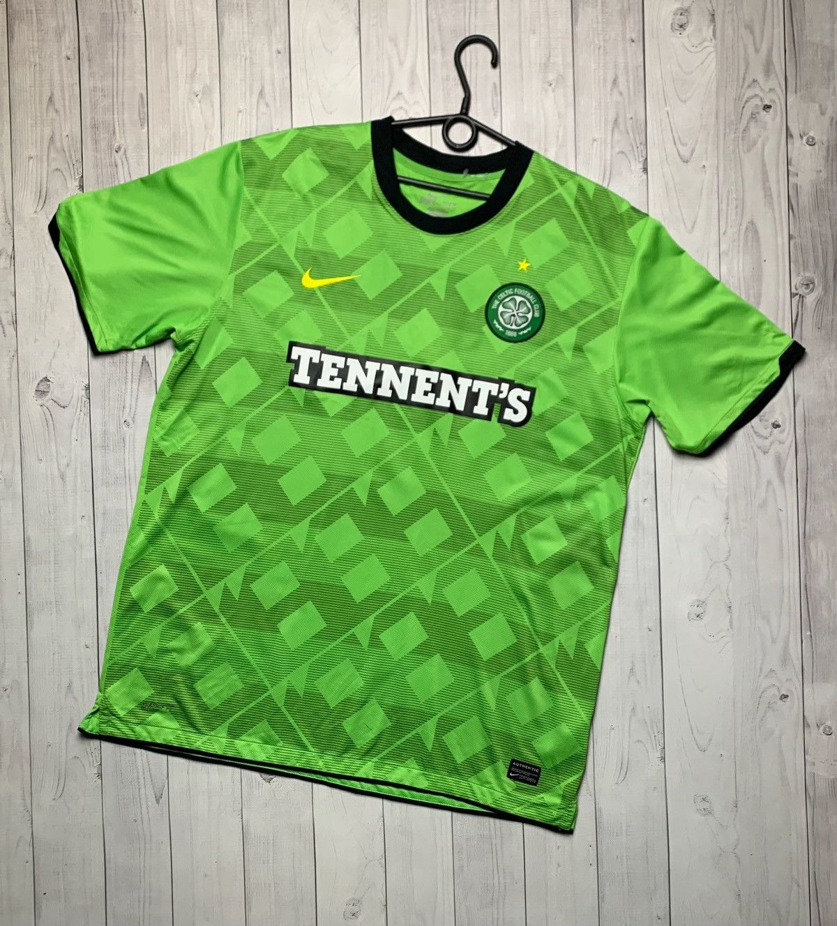 Nike × Vintage Vintage Nike Celtic soccer jersey size XL green away rare Size US XL / EU 56 / 4 - 1 Thumbnail