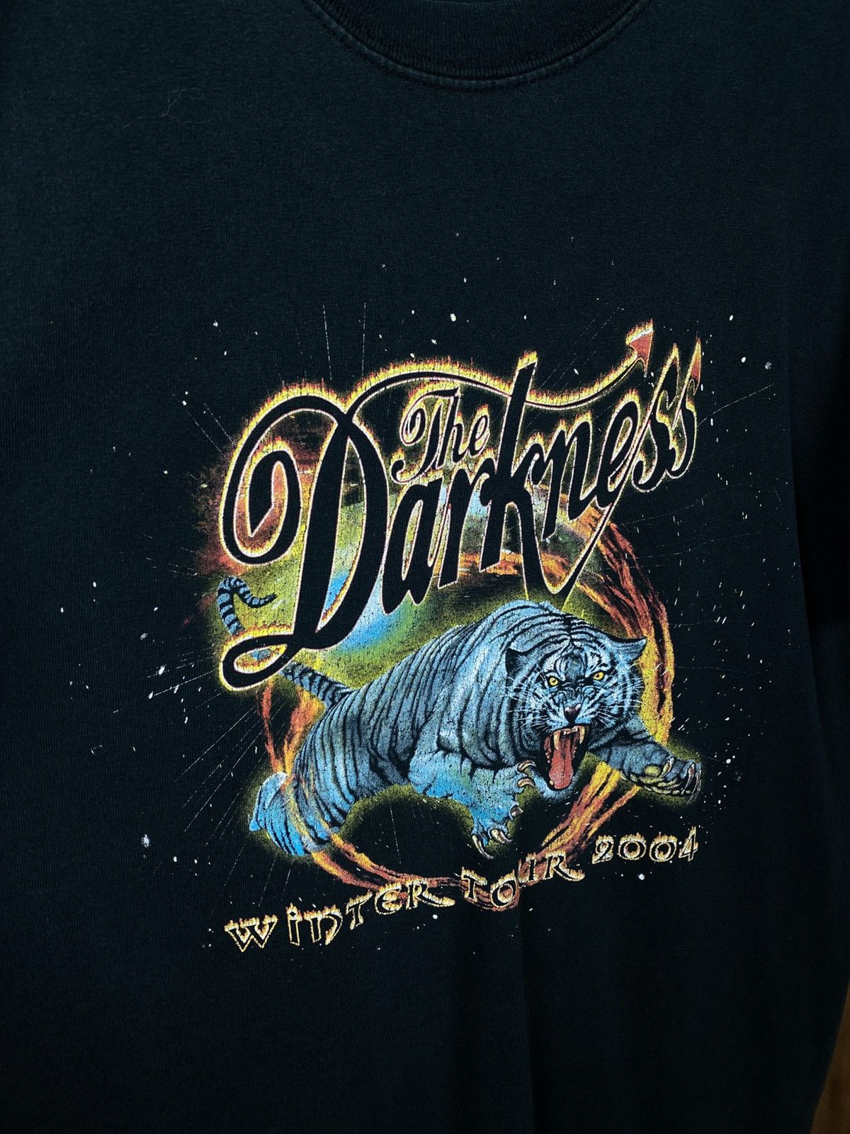 Band Tees 🎸Vintage 2004 T-Shirt The Darkness Tiger Rock Band Tour Tee🎸 Size US L / EU 52-54 / 3 - 3 Thumbnail