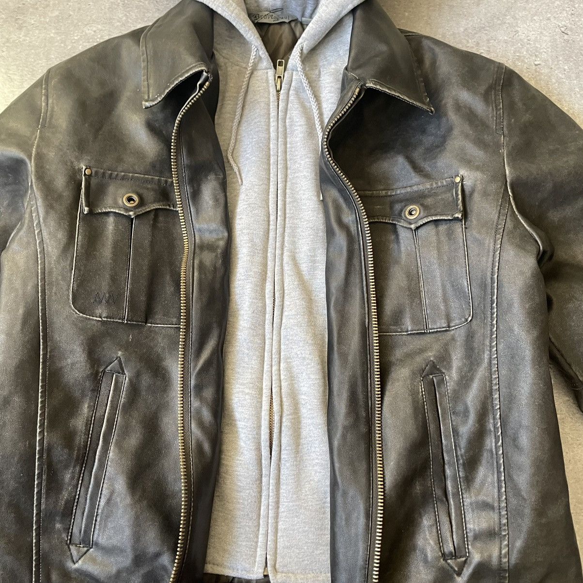 Vintage Vintage Trashed Punk Faux Leather Sunfaded Distressed Jacket Size US L / EU 52-54 / 3 - 6 Thumbnail