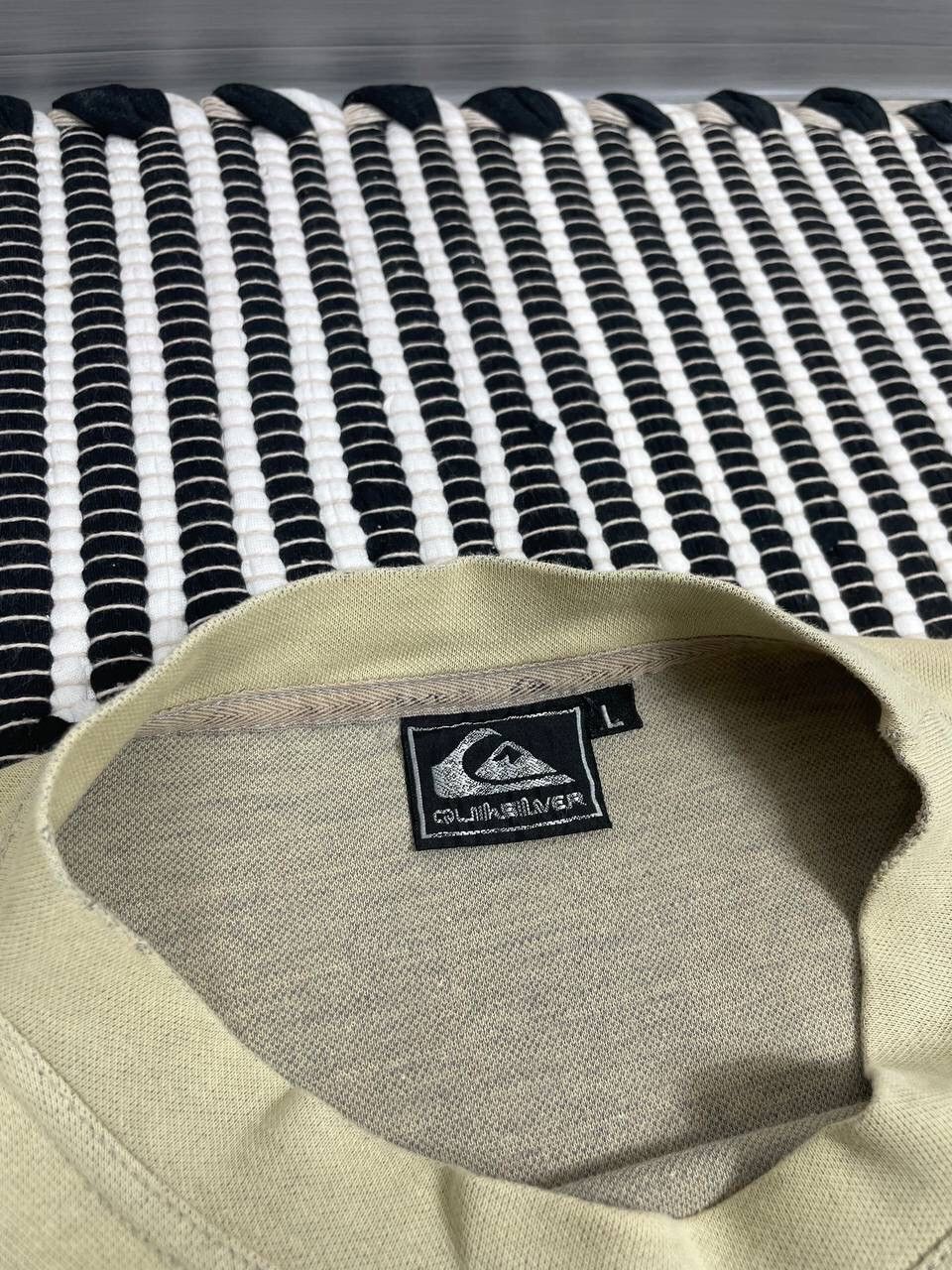Quiksilver Vintage Quiksilver Big Logo Long Sleeve Y2K Size US L / EU 52-54 / 3 - 13 Thumbnail