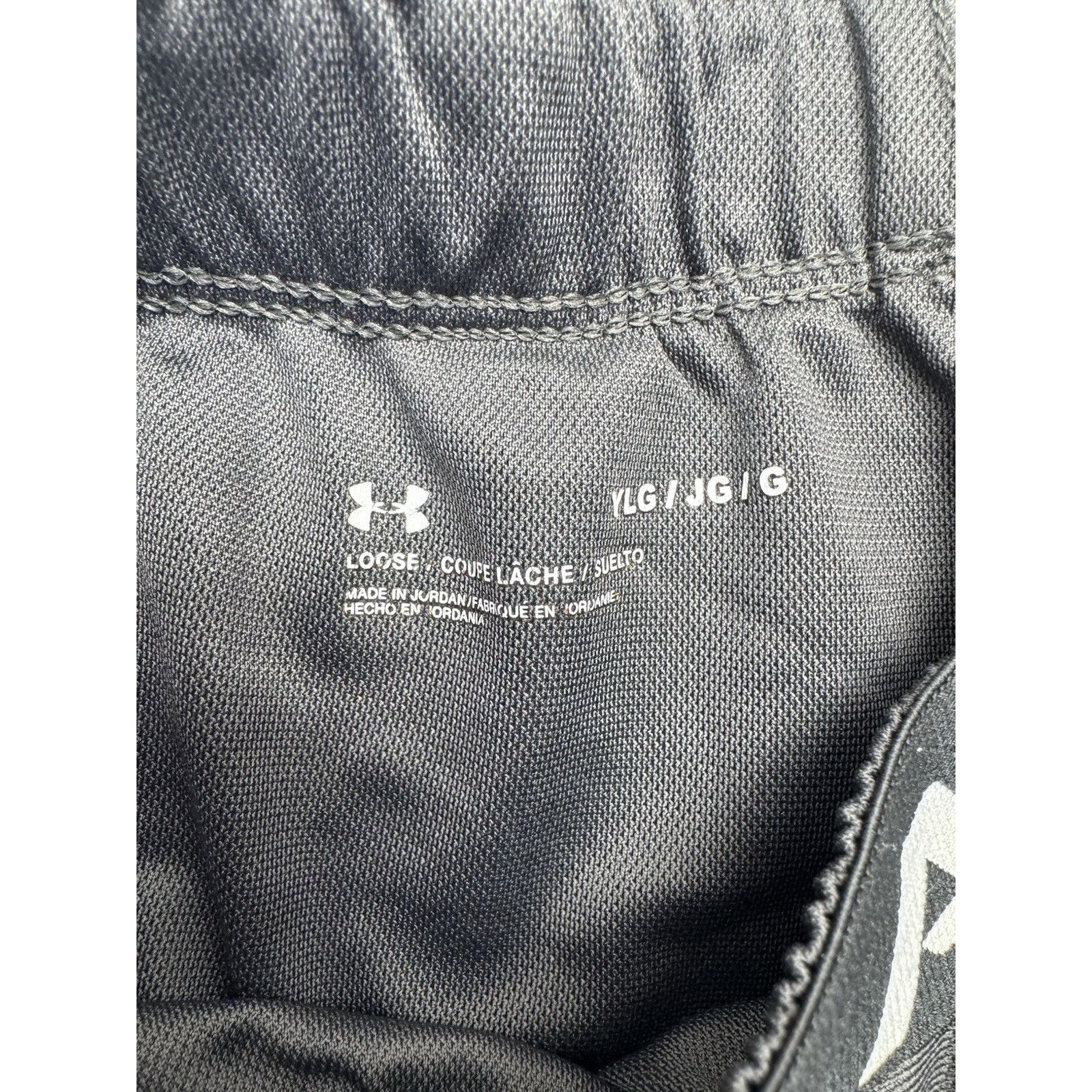 Under Armour UNDER ARMOUR Girl's Youth Large (L) Shorts Black & Gray Prin Size 34" / US 12 / IT 48 - 6 Thumbnail