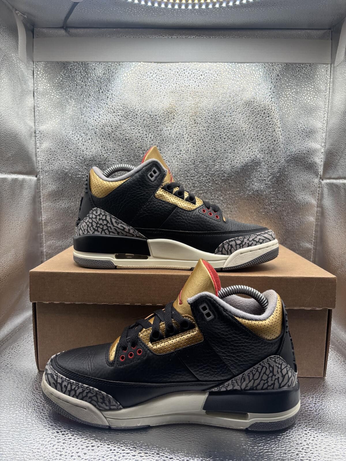 Jordan Brand Air Jordan 3 black cement gold Size US 7 / IT 37 - 5 Thumbnail