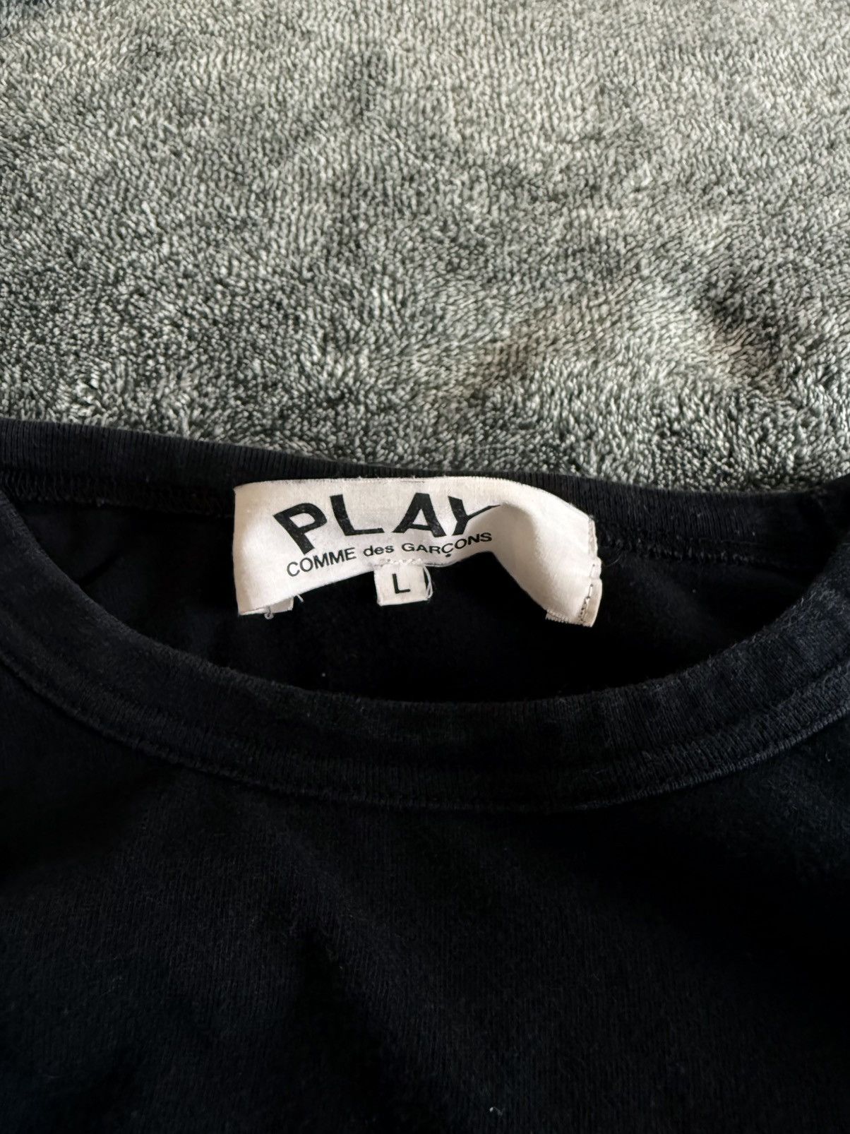 Comme des Garcons × Comme des Garcons PLAY × Comme des Garcons SHIRT COMME DEC GARÇON PLAY T SHIRT Size US L / EU 52-54 / 3 - 4 Thumbnail