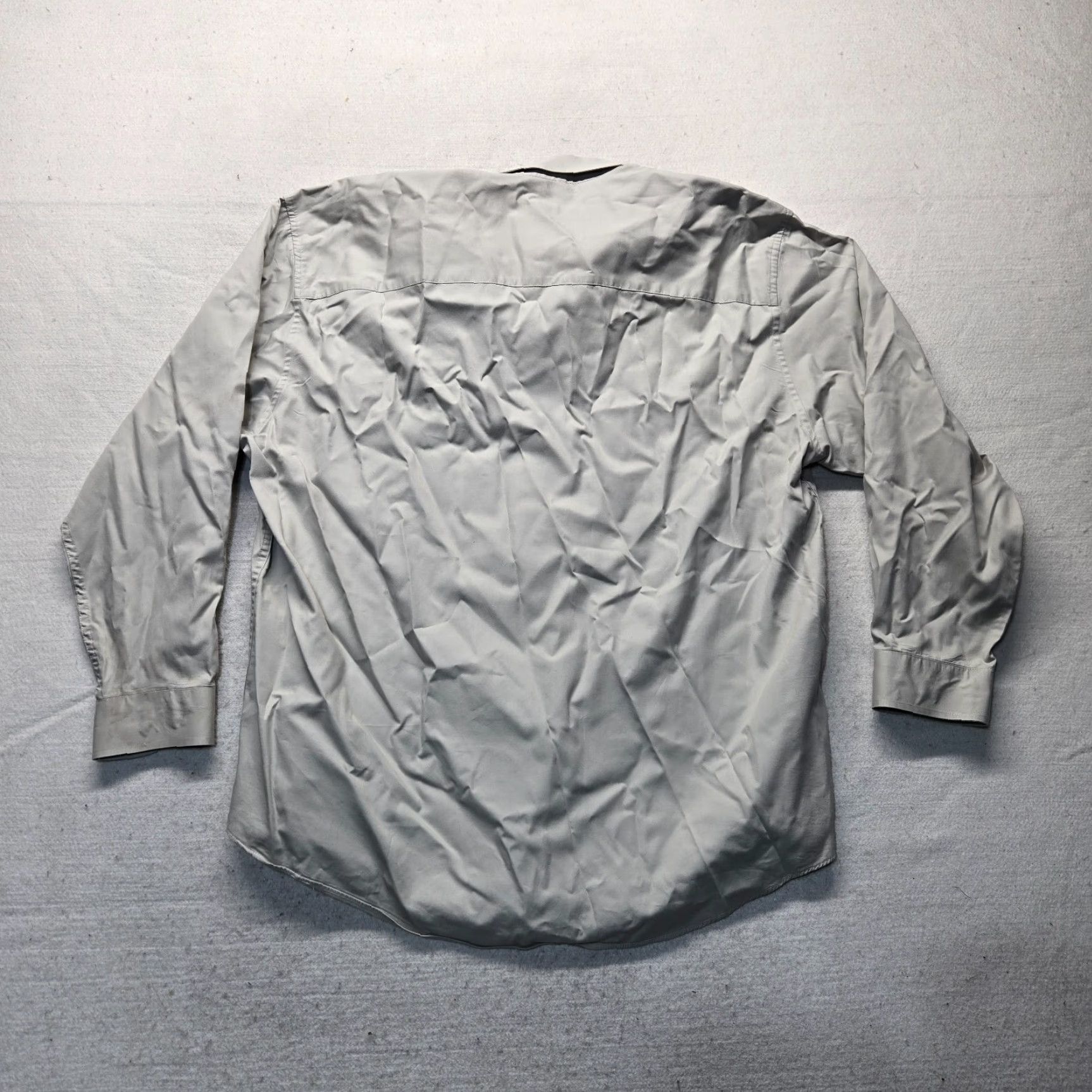 Van Heusen VAN HEUSEN Shirt Gray Long Sleeve Solid Button Up XL 17.5 100% Cotton Mens Dress Shirt with Pockets Size US XL / EU 56 / 4 - 7 Thumbnail