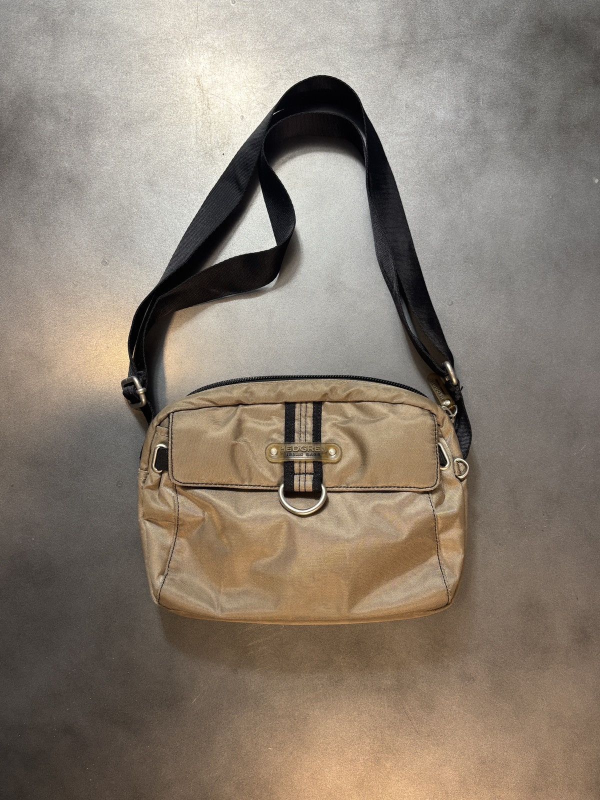 Vintage Vintage Hedgren Nylon Messenger Bag Mini Sling Pack 90s 2000 Size ONE SIZE - 2 Thumbnail