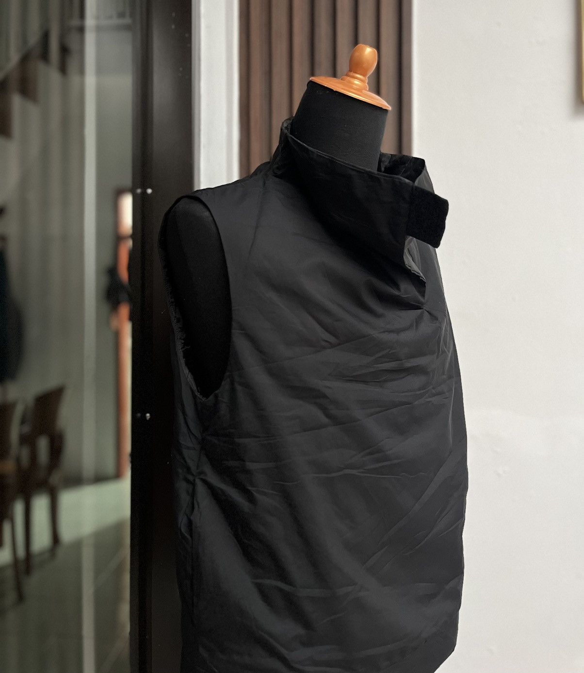 Balenciaga Vintage Bullet Vest Balenciaga Paris / Bullet Proof Vest Size US M / EU 48-50 / 2 - 9 Thumbnail