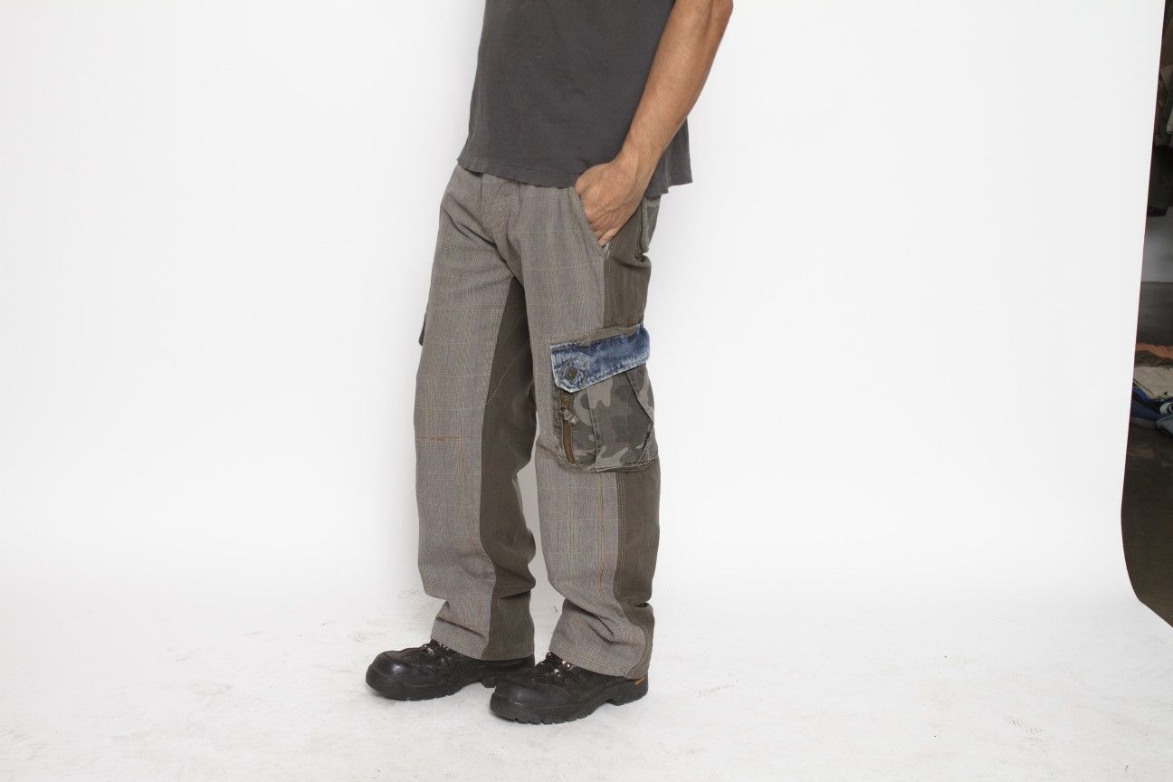 Vintage TAN PLAID, GREEN, CAMO, AND DENIM CARGO PANTS BY 40WEFT Size US 34 / EU 50 - 2 Thumbnail