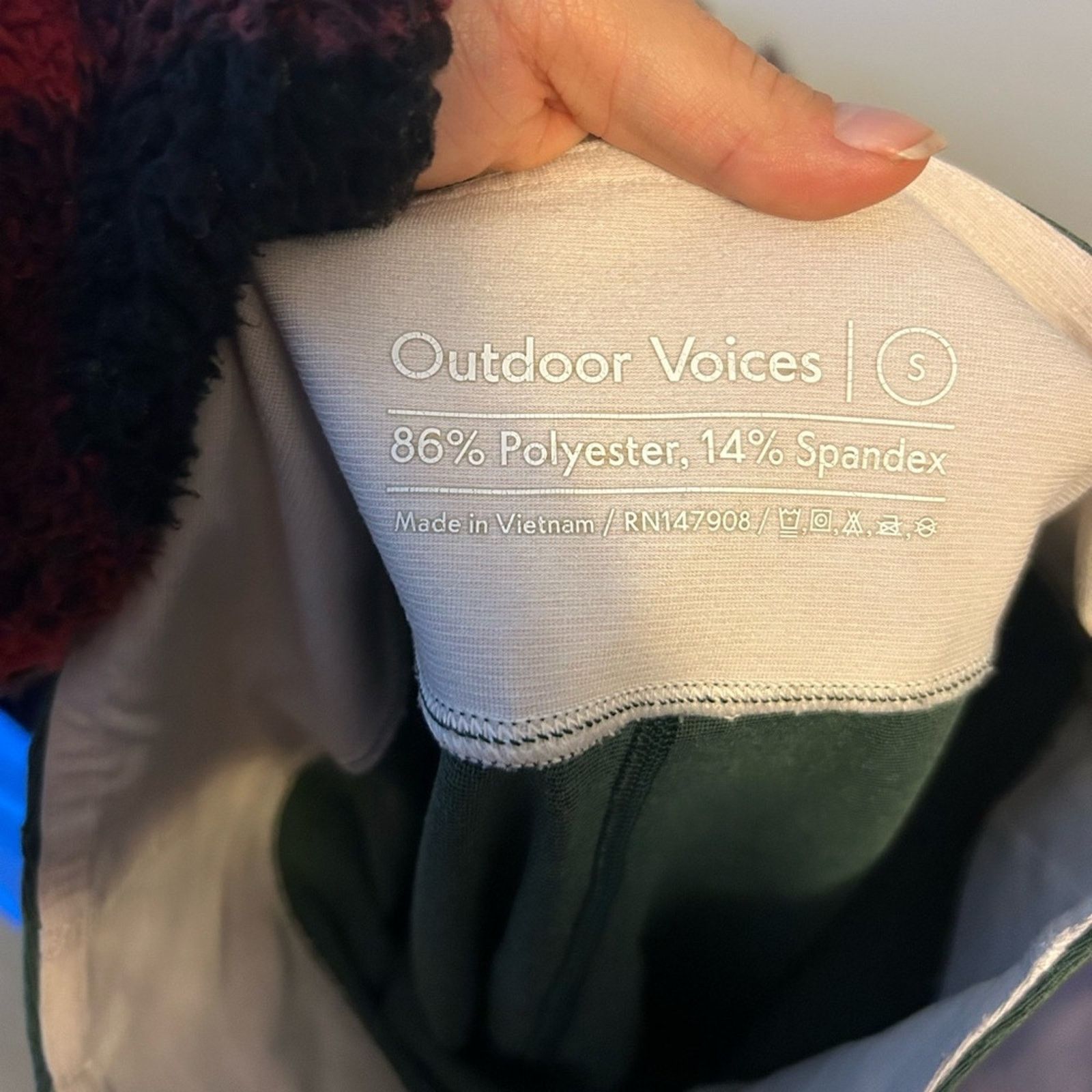 Outdoor Voices Outdoor Voices Green Colorblock Leggings Size 27" / US 4 / IT 40 - 3 Thumbnail