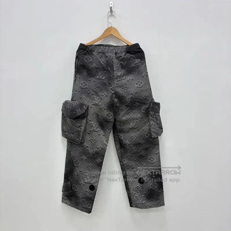 Louis Vuitton Louis Vuitton Grey Men's Casual Pants . Size US 26 / EU 42 - 2 Thumbnail