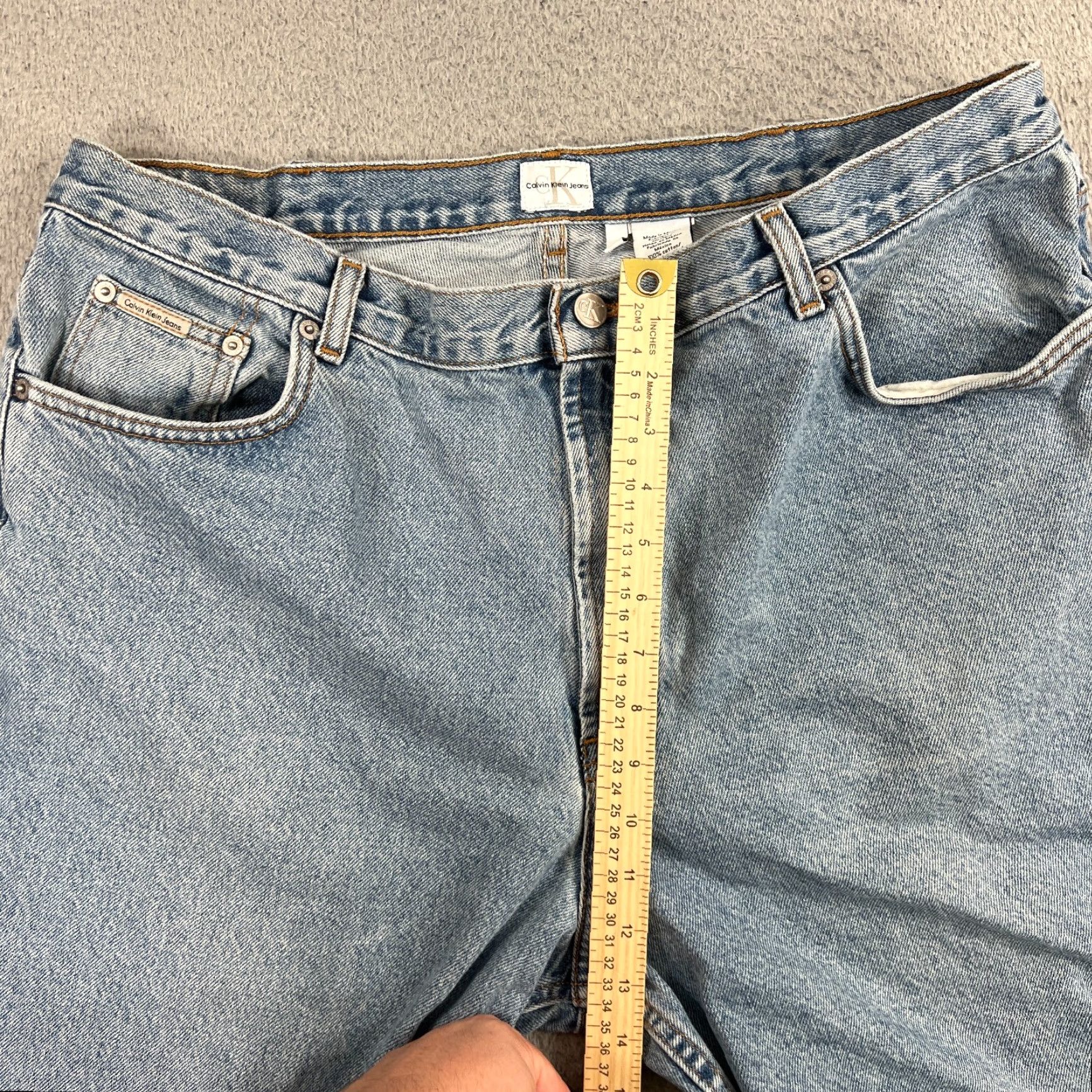 Calvin Klein Vintage 90s Calvin Klein Jeans Mens 40 Denim Shorts Easy Fit Short Size US 40 / EU 56 - 4 Thumbnail