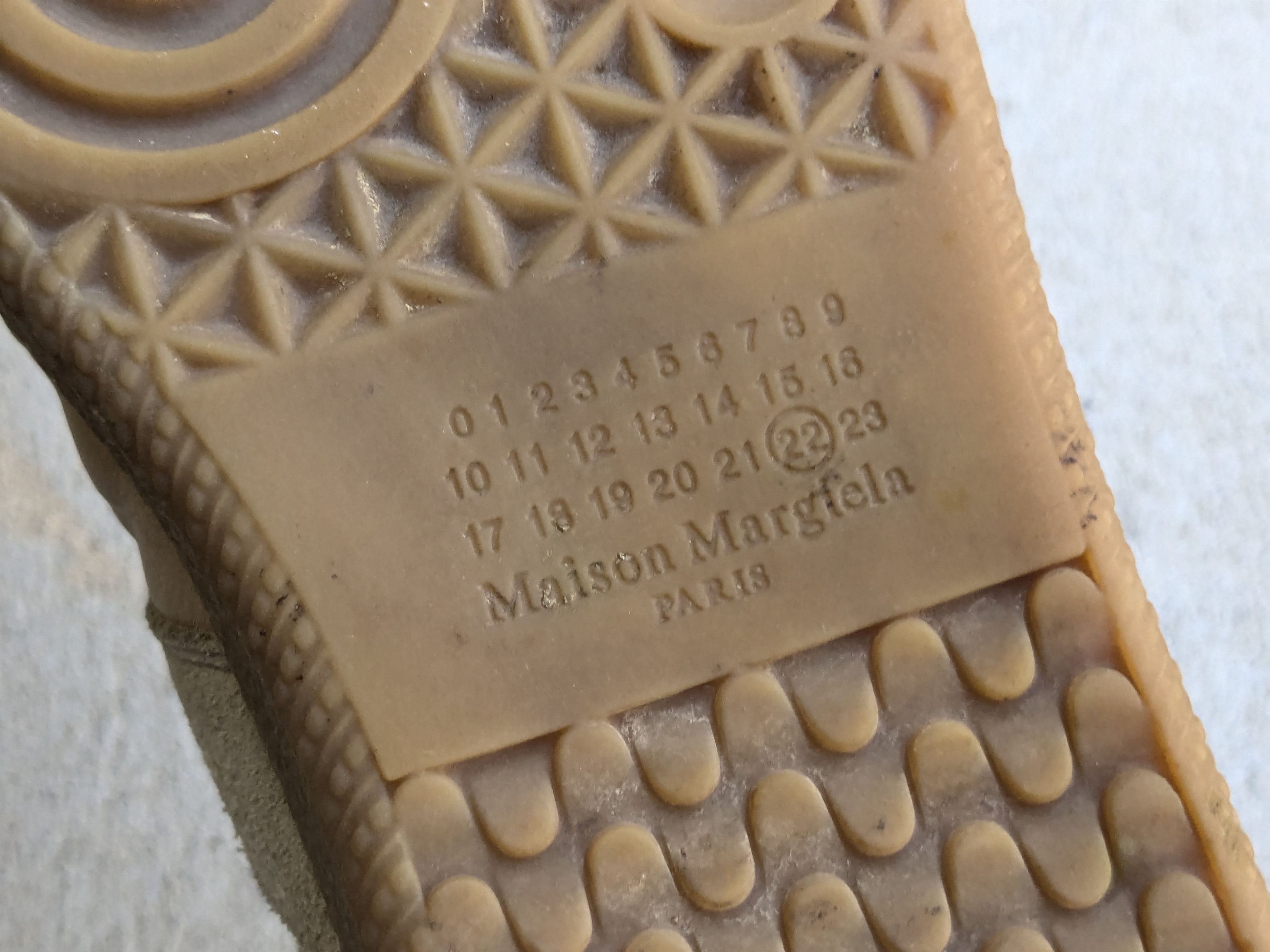 Maison Margiela Maison Margiela GAT Replica Tan 7.5 37.5 Women's Size US 7.5 / IT 37.5 - 18 Thumbnail