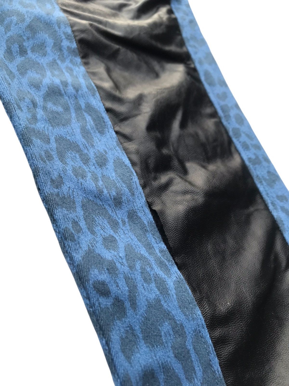 Japanese Brand Maison Gilfy Stretch Leopard Print Fashion Pants Size 27" / US 4 / IT 40 - 9 Thumbnail