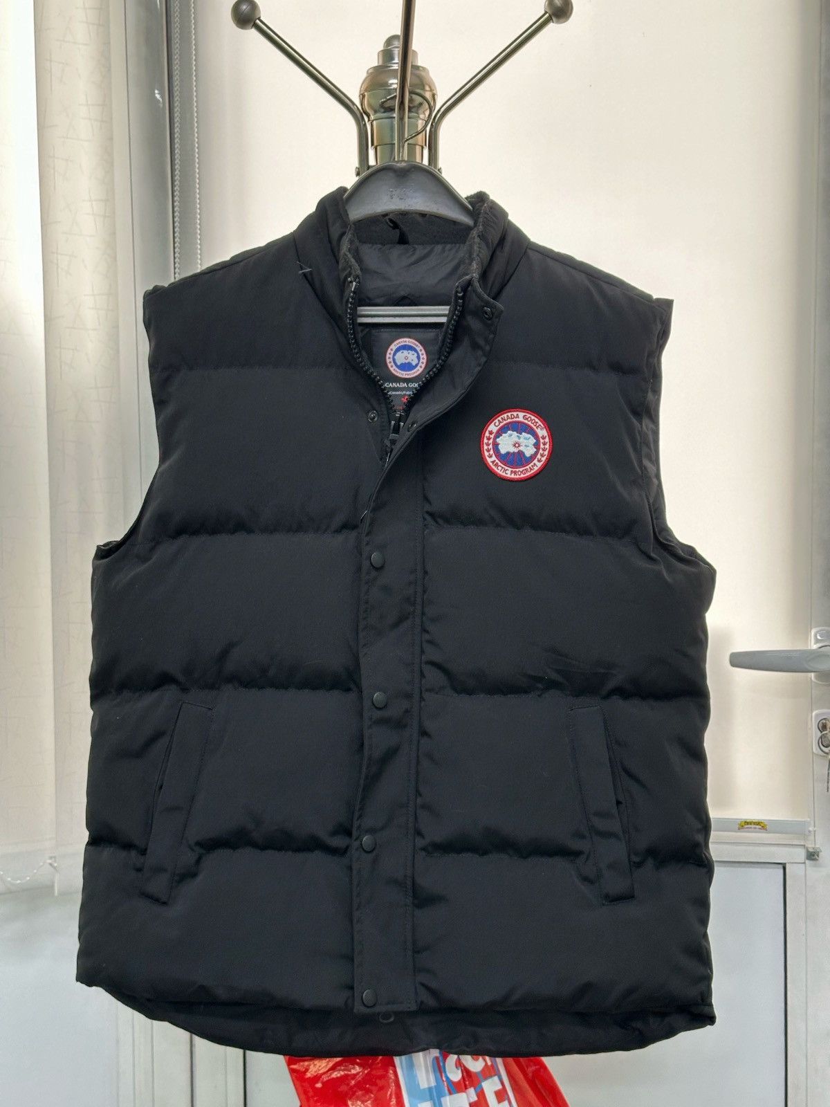 Canada Goose 2703M Goose down body-warmer vest size XXL