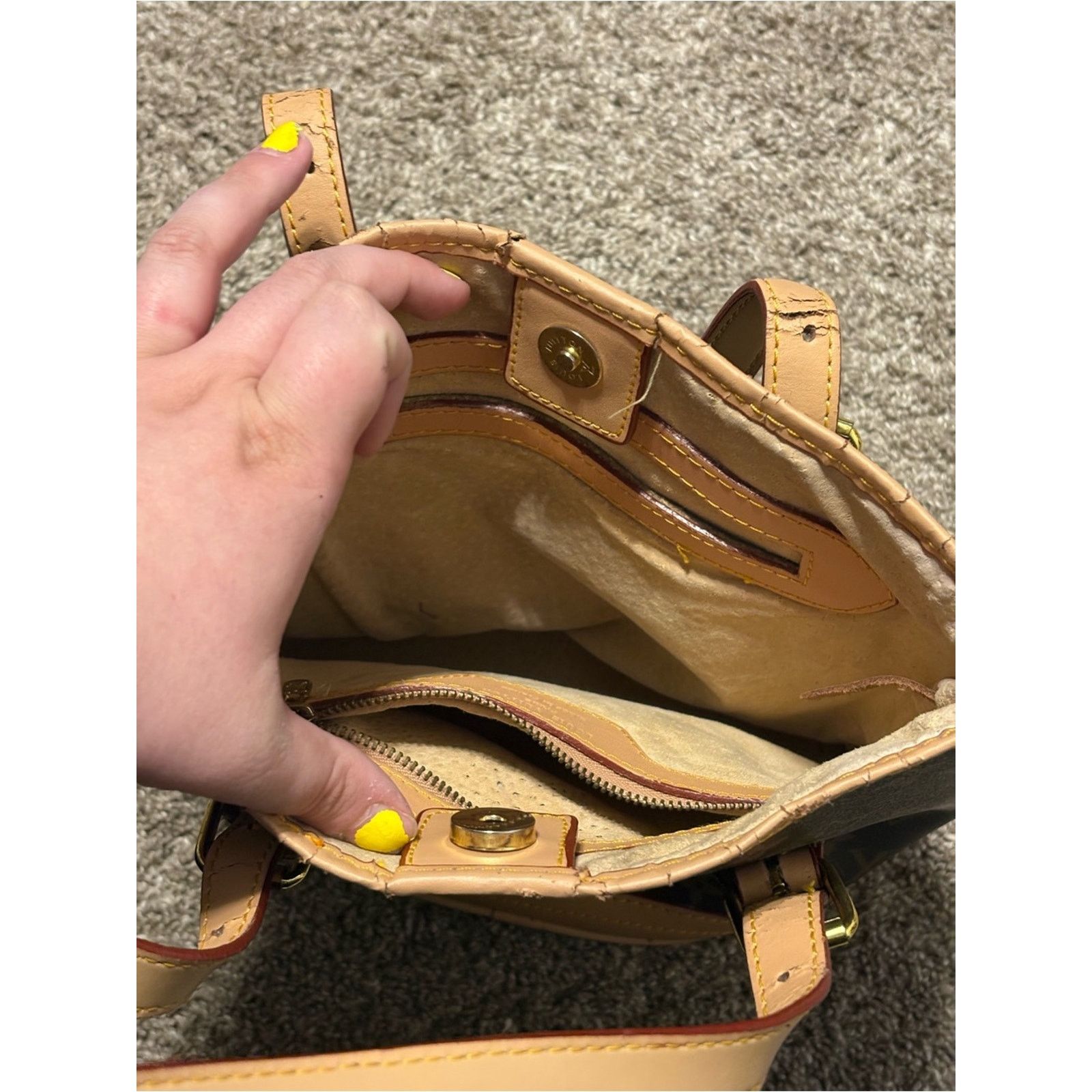 Louis Vuitton (Louis Vuitton) Monogram Bucket Bag: 9” x 10”: not auth Size ONE SIZE - 12 Thumbnail