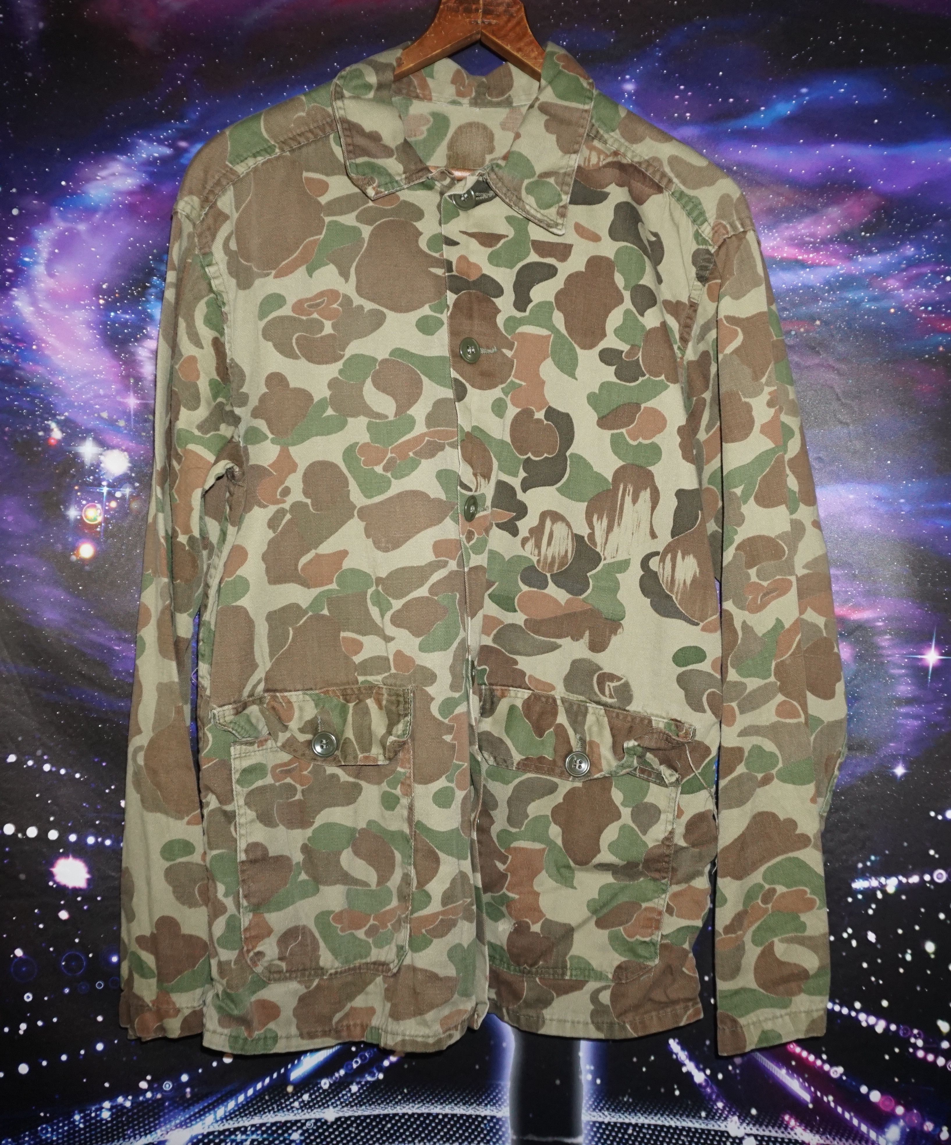 Vintage Vintage Frog Camo Button Up Light Weight Shirt Size US M / EU 48-50 / 2 - 1 Thumbnail