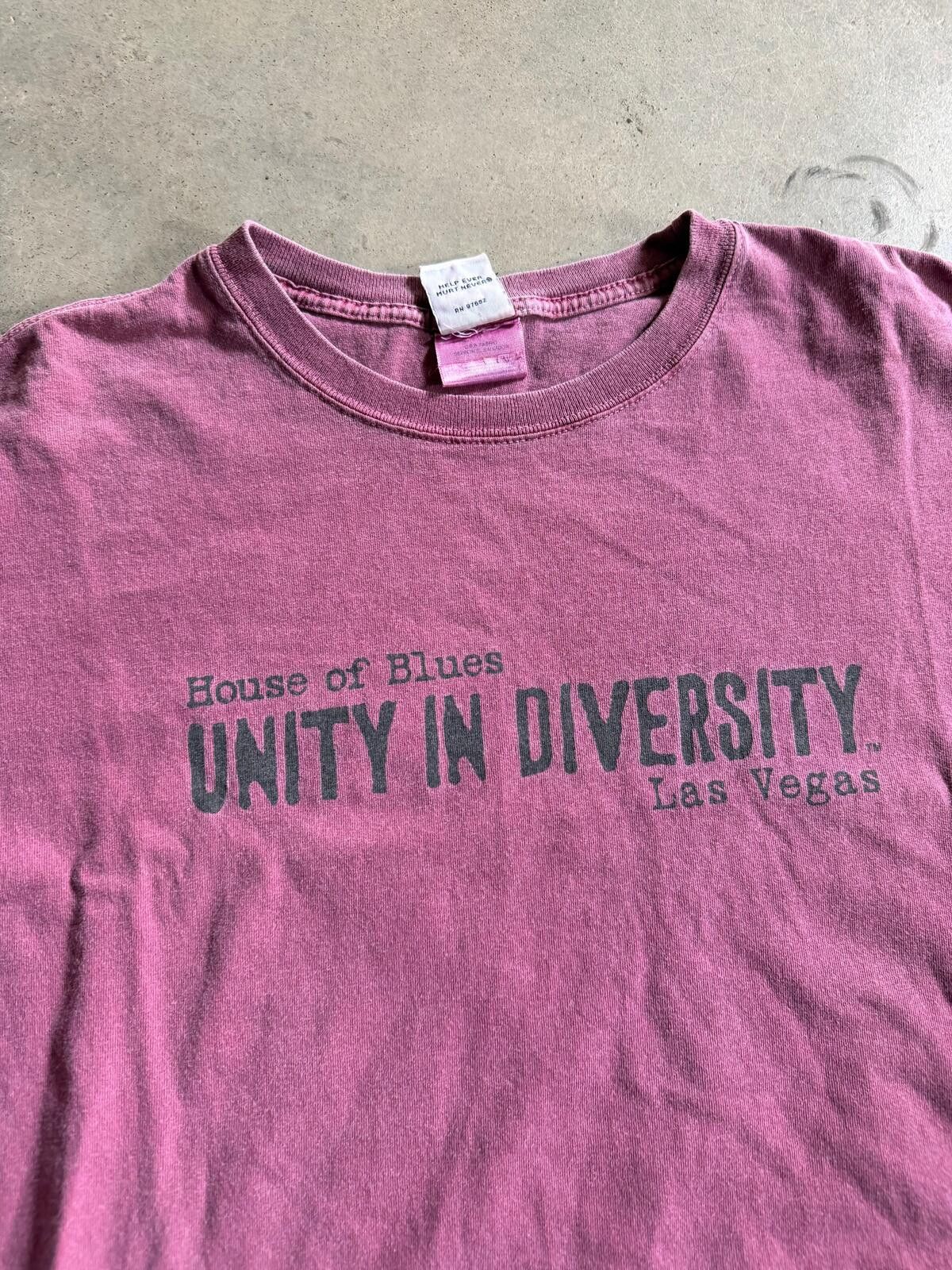 Other VTG House of Blues Red Tee Sz L Size US L / EU 52-54 / 3 - 5 Thumbnail