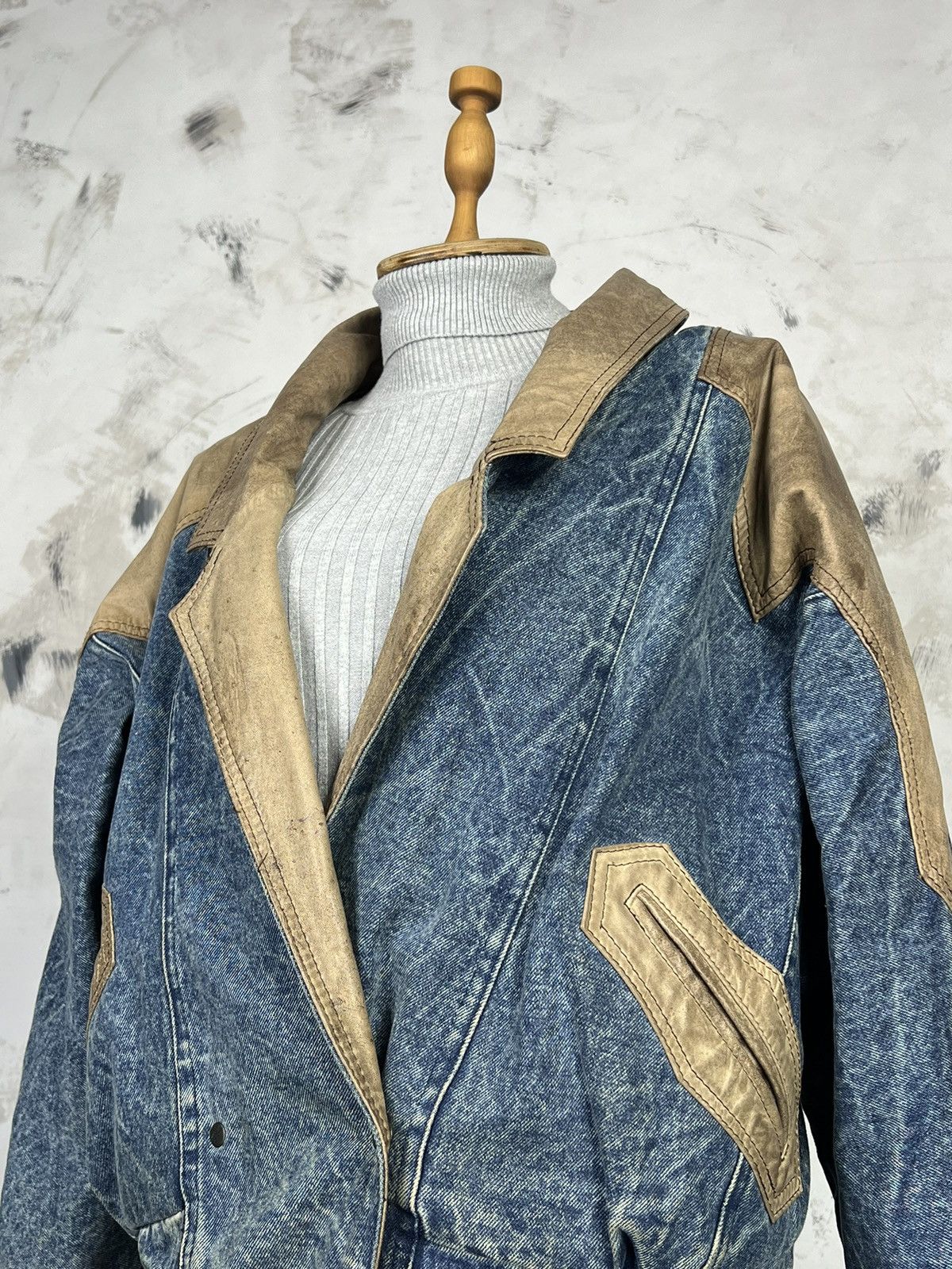 Vintage Vintage Reversible Leather Denim Bomber Jacket Size L - XL Size L / US 10 / IT 46 - 12 Thumbnail