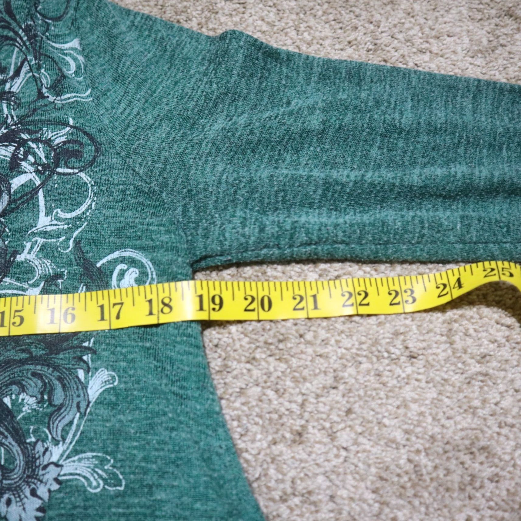 Vintage Est 1946 Cross Green Shirt Women M Adult Medium Green Est 1946 Shirt Womens M Size M / US 6-8 / IT 42-44 - 5 Thumbnail
