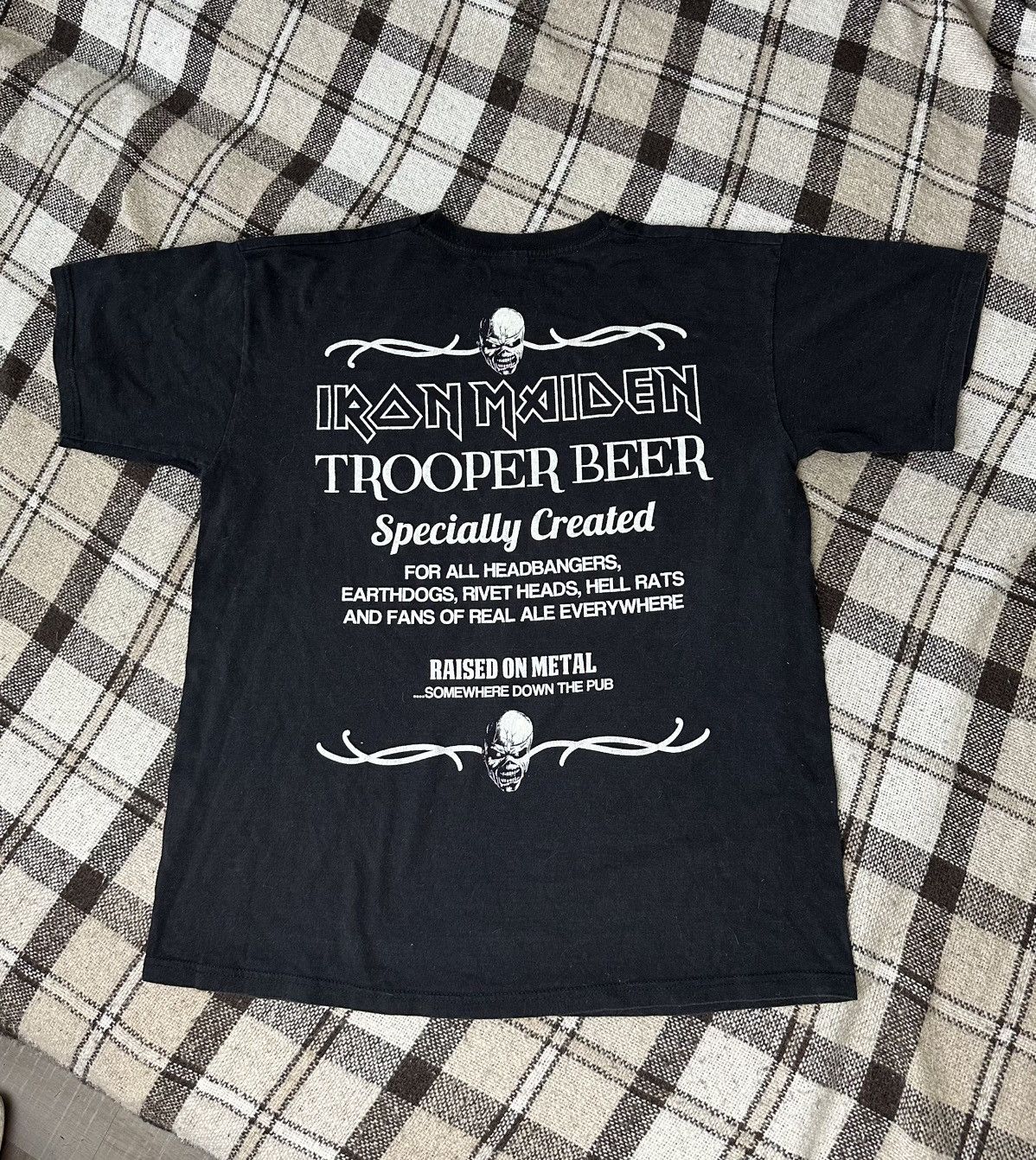 Iron Maiden Vintage 2013 Iron Maiden Trooper Beer T-shirt Size L Size US L / EU 52-54 / 3 - 2 Thumbnail