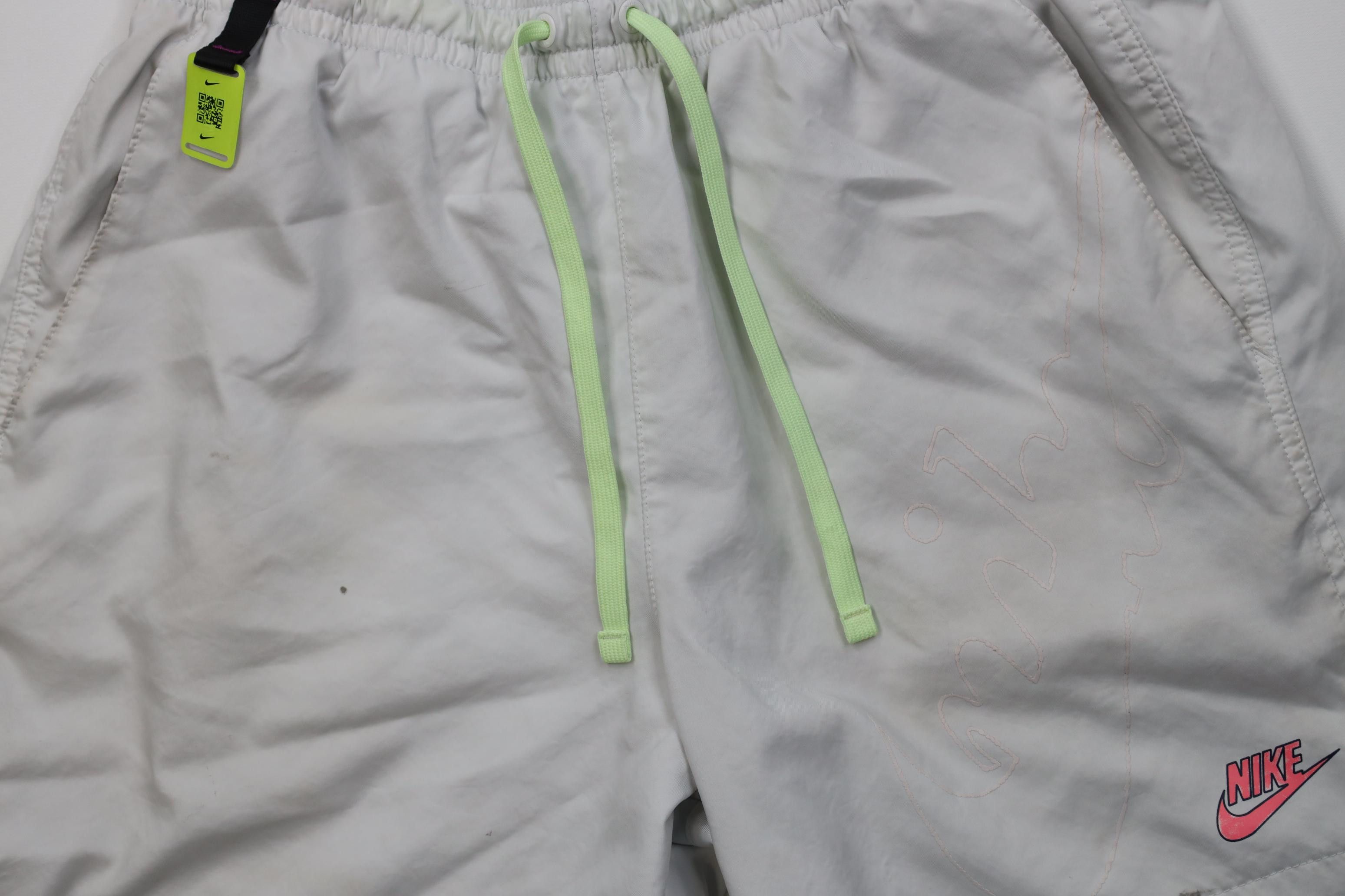 Nike Nike Spell Out Big Logo Lined Woven Festival Shorts Gray Size US 32 / EU 48 - 3 Thumbnail