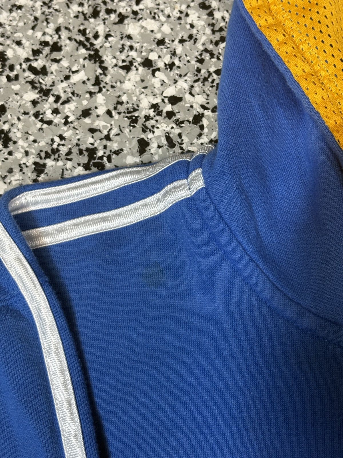 NCAA Vintage 2000s Adidas UCLA College Zip Up Hoodie Size XL 0562 Size US XL / EU 56 / 4 - 9 Thumbnail