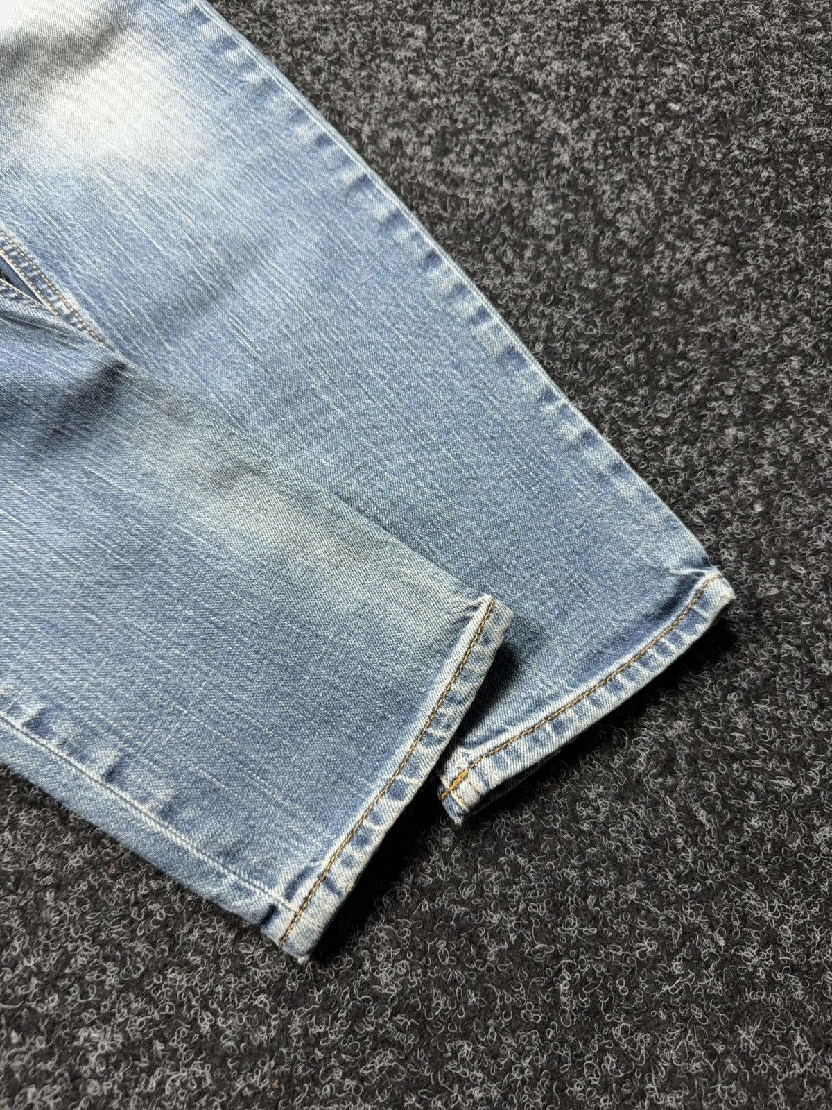 Diesel Luxury Diesel 00s D-Eetar Y2K Distressed Light Wash Jeans Size US 29 - 3 Thumbnail