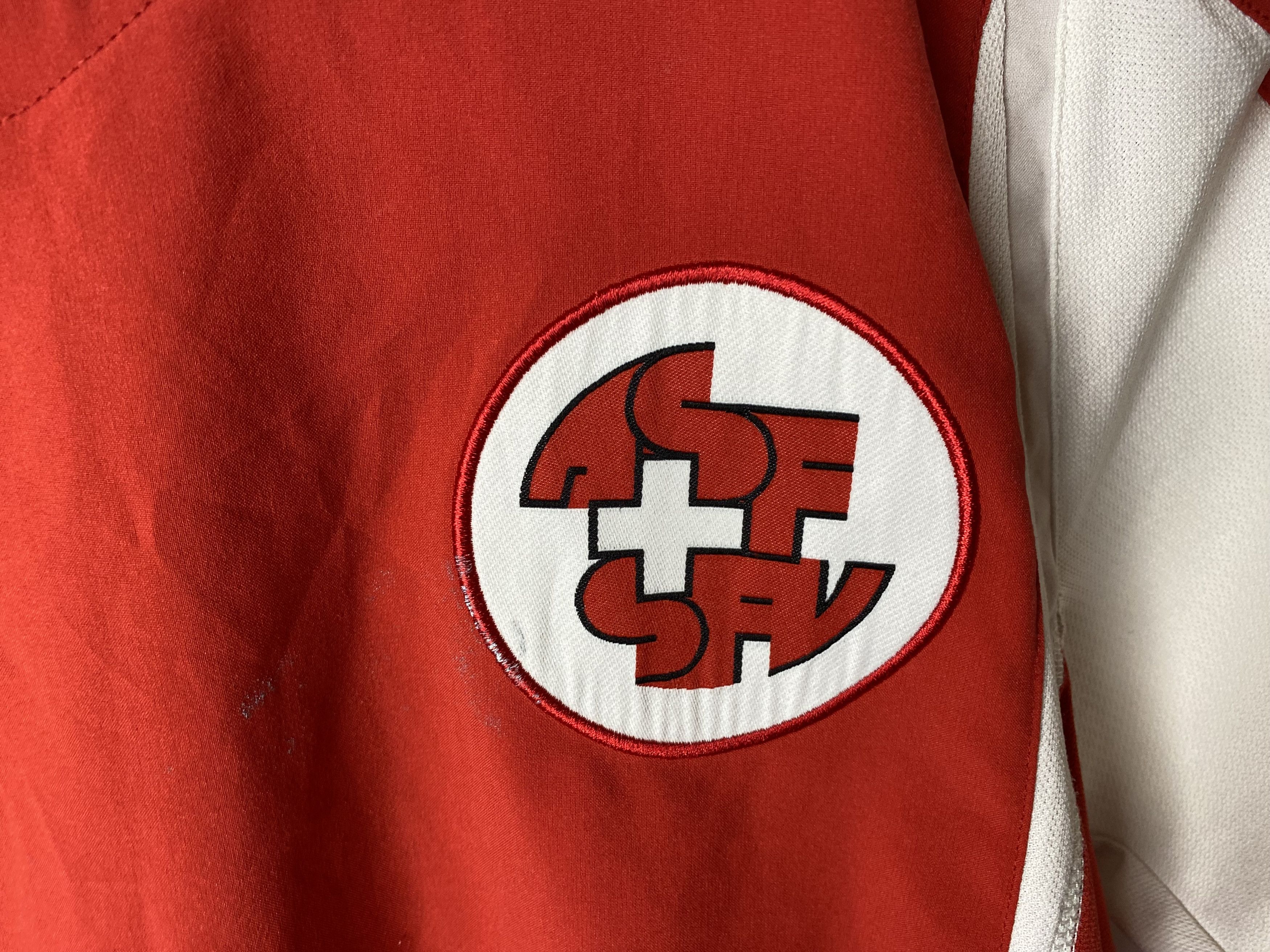 Puma SWITZERLAND TEAM 2004 2006 HOME FOOTBALL SHIRT SOCCER JERSEY Size US S / EU 44-46 / 1 - 5 Thumbnail