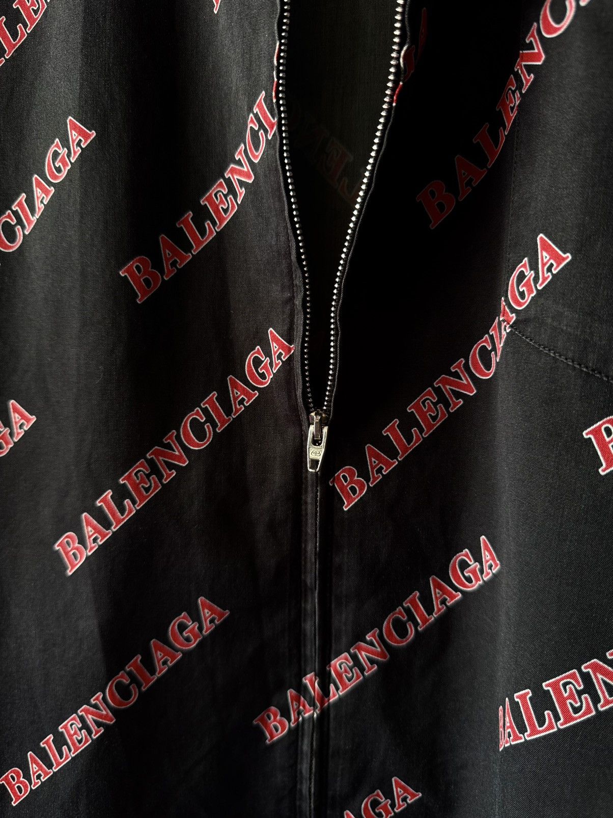 Balenciaga BaLenCiaGa Barrage Zip Black Monogram Size US XL / EU 56 / 4 - 3 Thumbnail