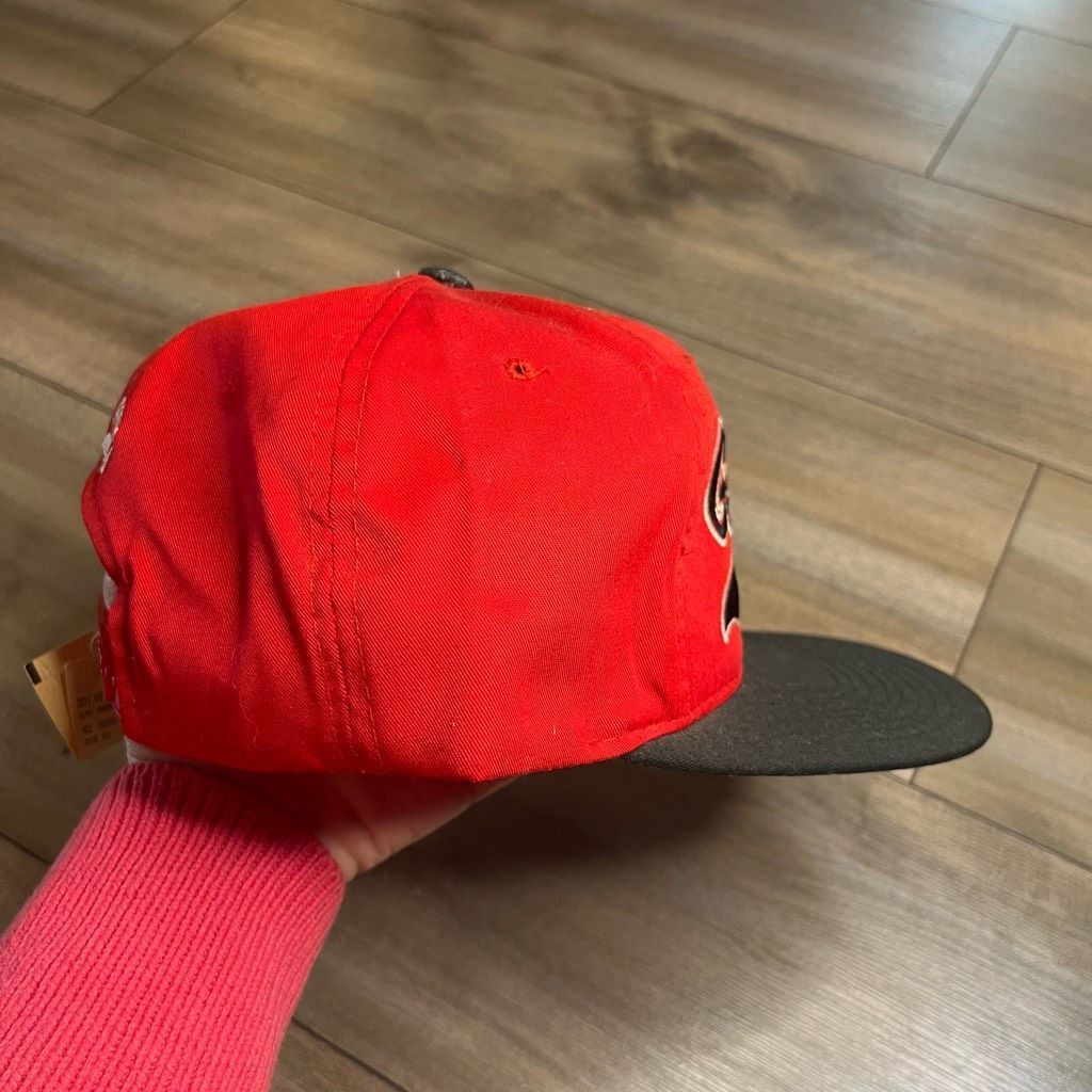 Starter Vintage Starter Georgia Red Script Bulldogs Snapback Hat Size ONE SIZE - 2 Thumbnail