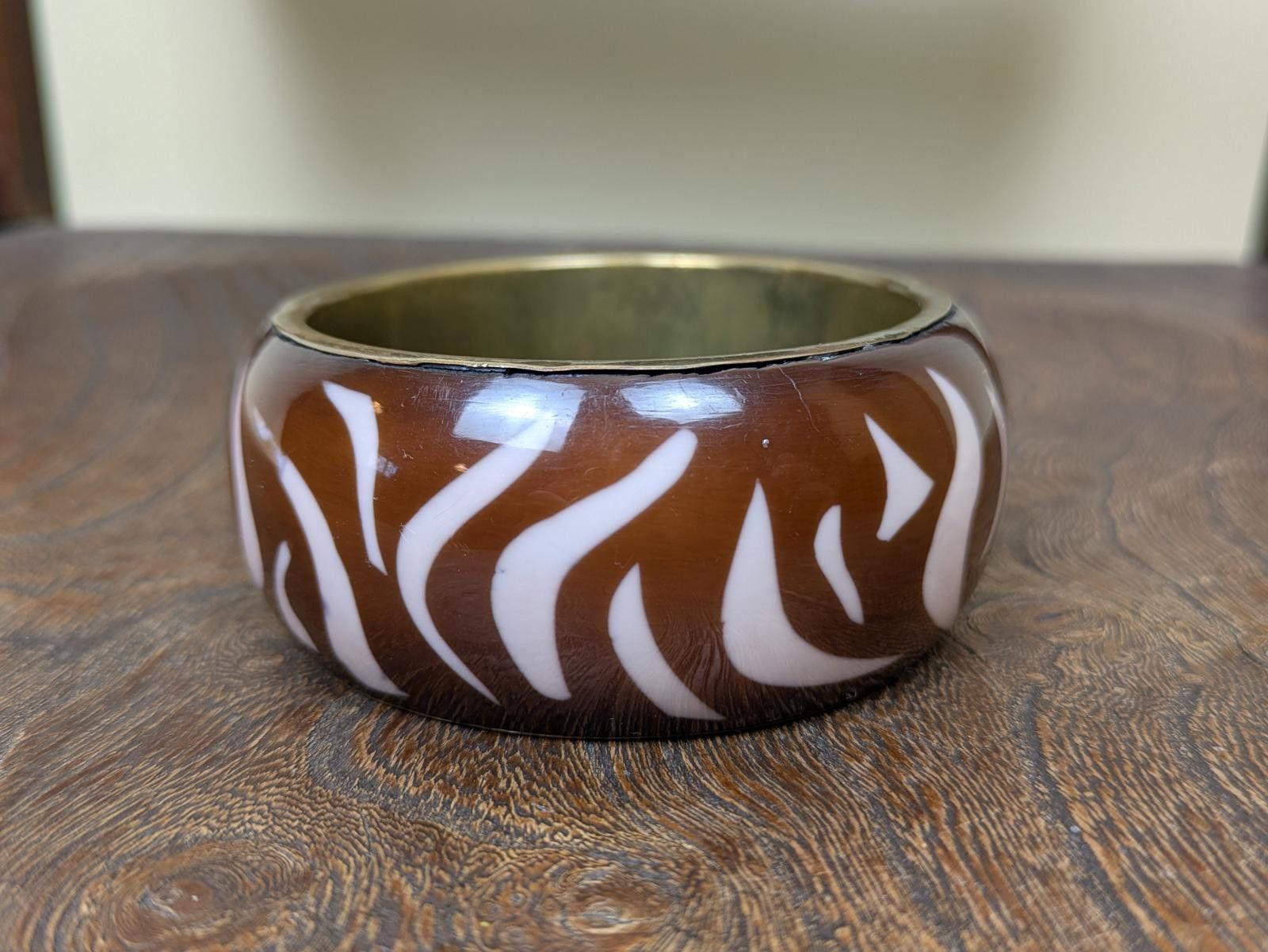 Other 1980's animal print resin metal bangle Size ONE SIZE - 1 Thumbnail