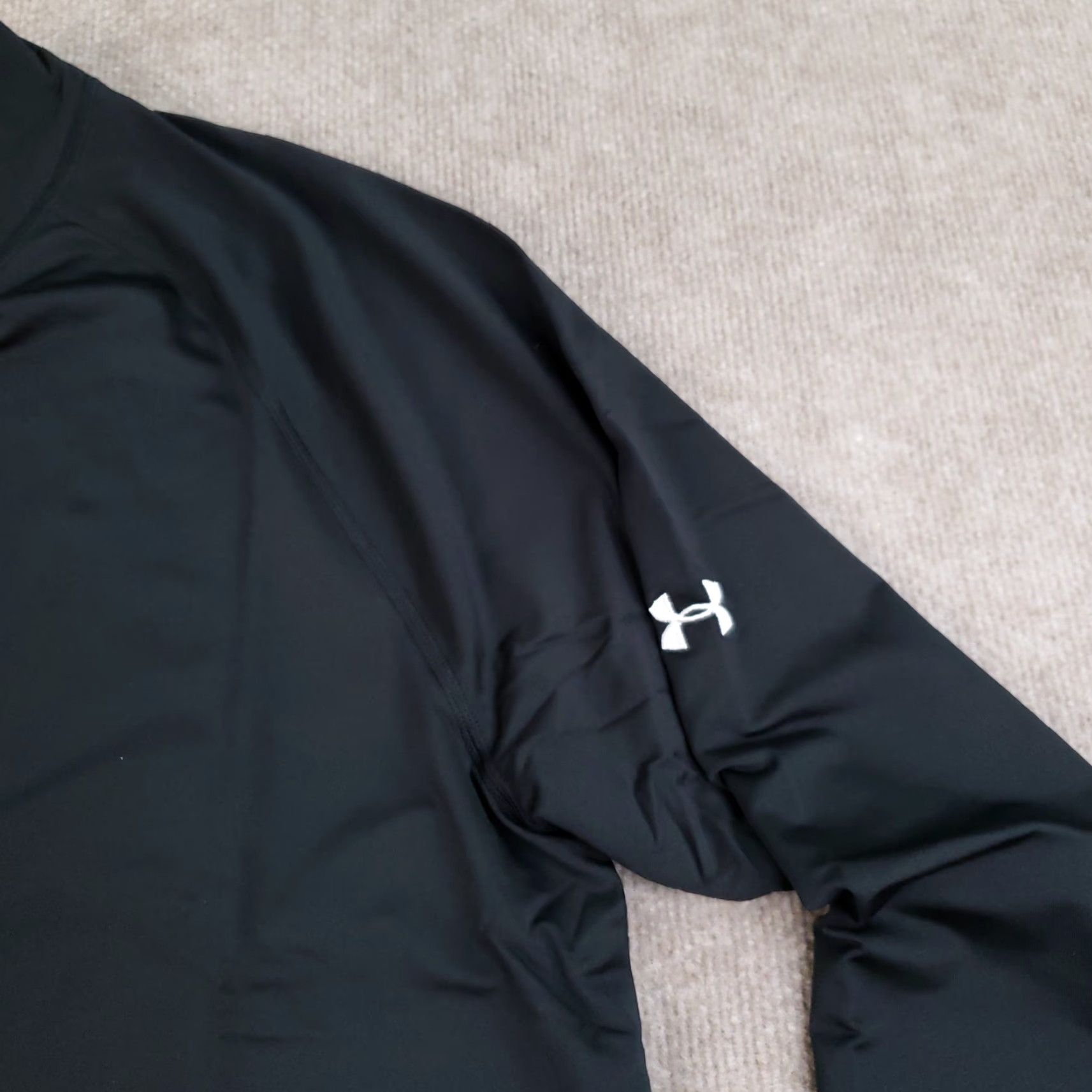 Under Armour Under Armour Shirt Mens XL Black AllSeasonGear Long Sleeve Performance Athletic Size US XL / EU 56 / 4 - 6 Thumbnail
