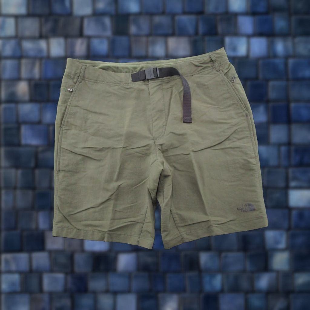 The North Face The North Face Shorts Mens Regular Fit Cargo Belted Army Green Navy Nylon Polyester Quick Dry Pockets Front Zipper 38 Mens Size US 38 / EU 54 - 1 Thumbnail
