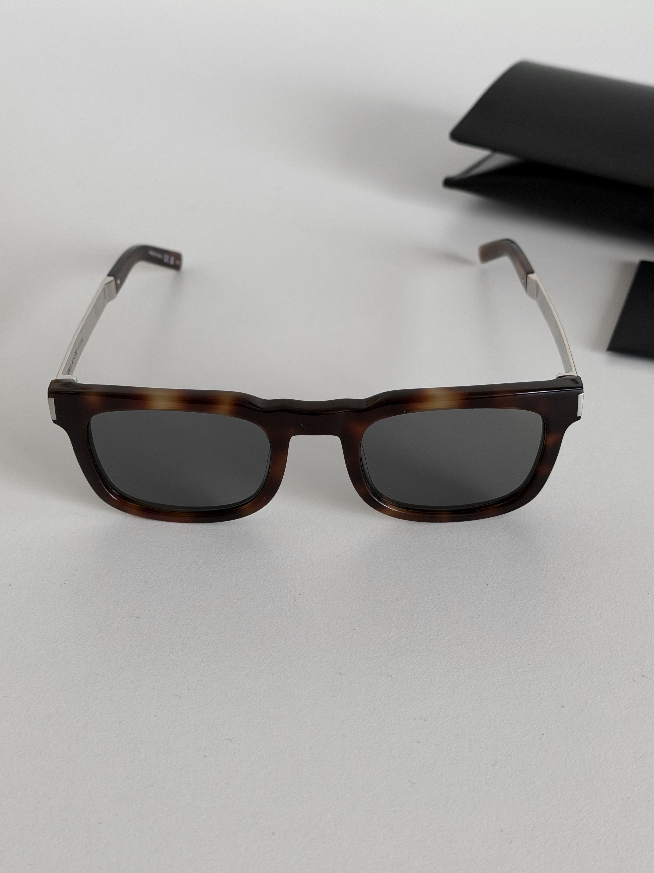 Saint Laurent Paris Saint Laurent sunglasses Size ONE SIZE - 4 Thumbnail