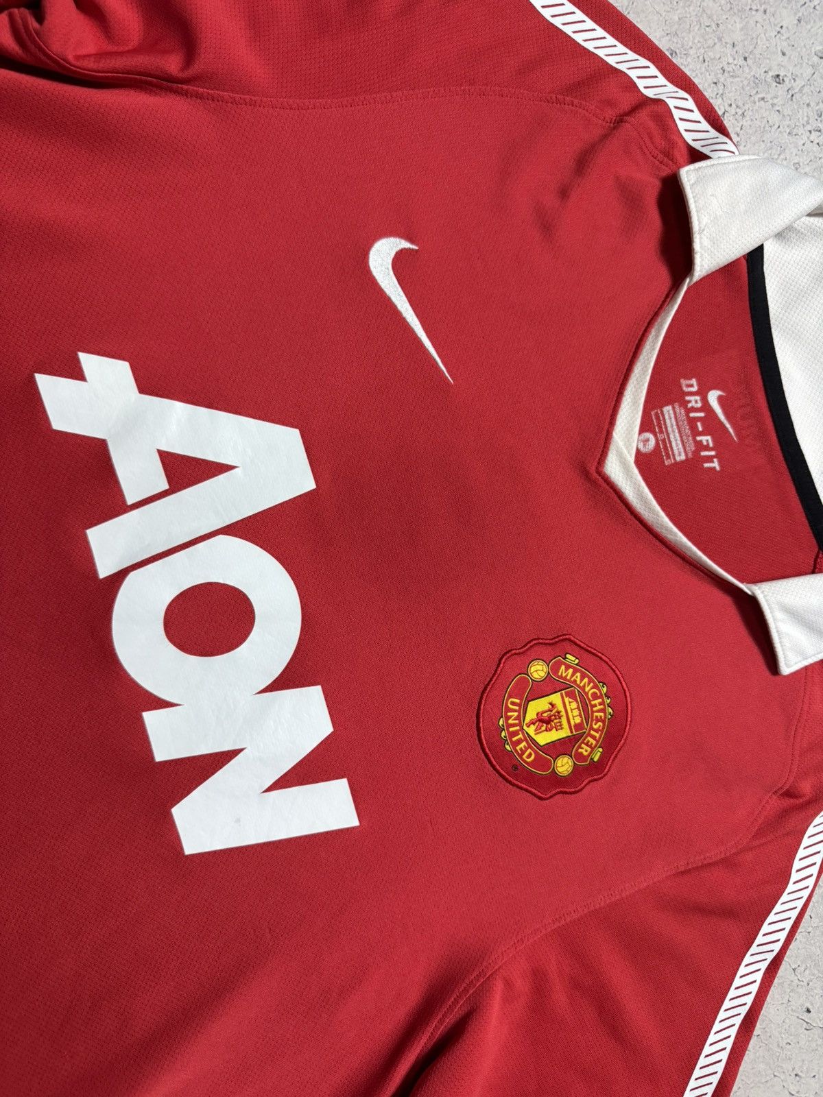 Nike Nike FC Manchester United 2010/2011 Vintage Soccer Jersey Size US L / EU 52-54 / 3 - 6 Thumbnail