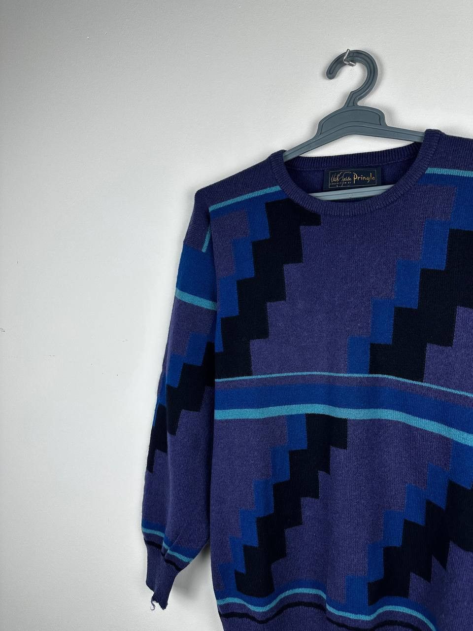 Pringle Of Scotland × Vintage Pringle Of Scotland 100% Lambswool Long Sleeve Sweater Size US L / EU 52-54 / 3 - 2 Thumbnail