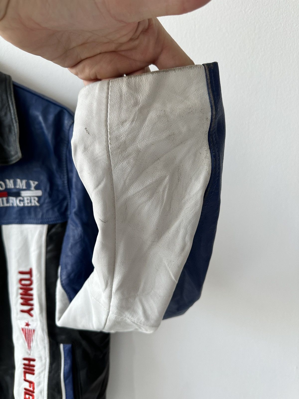 Tommy Hilfiger × Vintage Vintage Tommy Hilfiger Faded Racing Biker Jacket Size US M / EU 48-50 / 2 - 14 Thumbnail