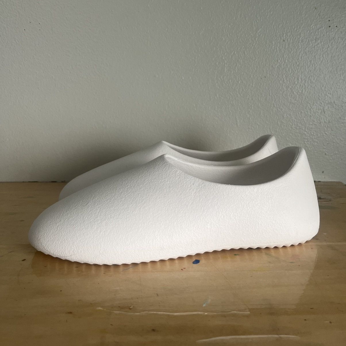 Yeezy SL-O1 Slip-On Size US 9 / EU 42 - 3 Thumbnail