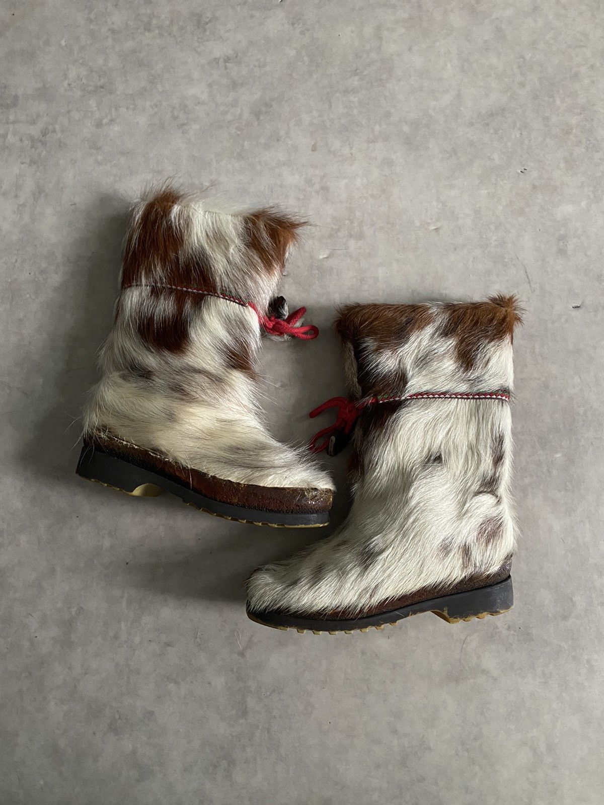 Vintage Sherpa fur boots Size US 4 / IT 34 - 1 Thumbnail